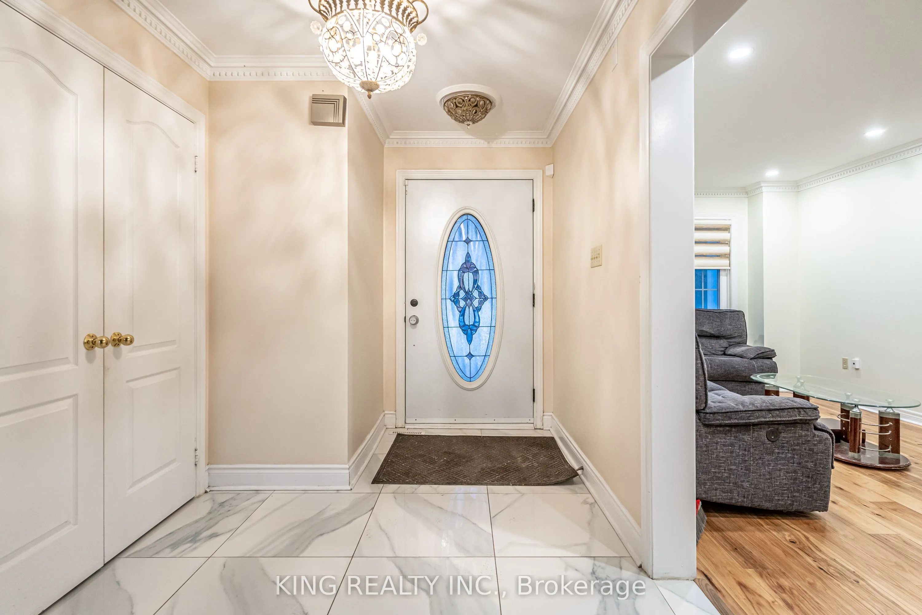 202 Fernforest Drive