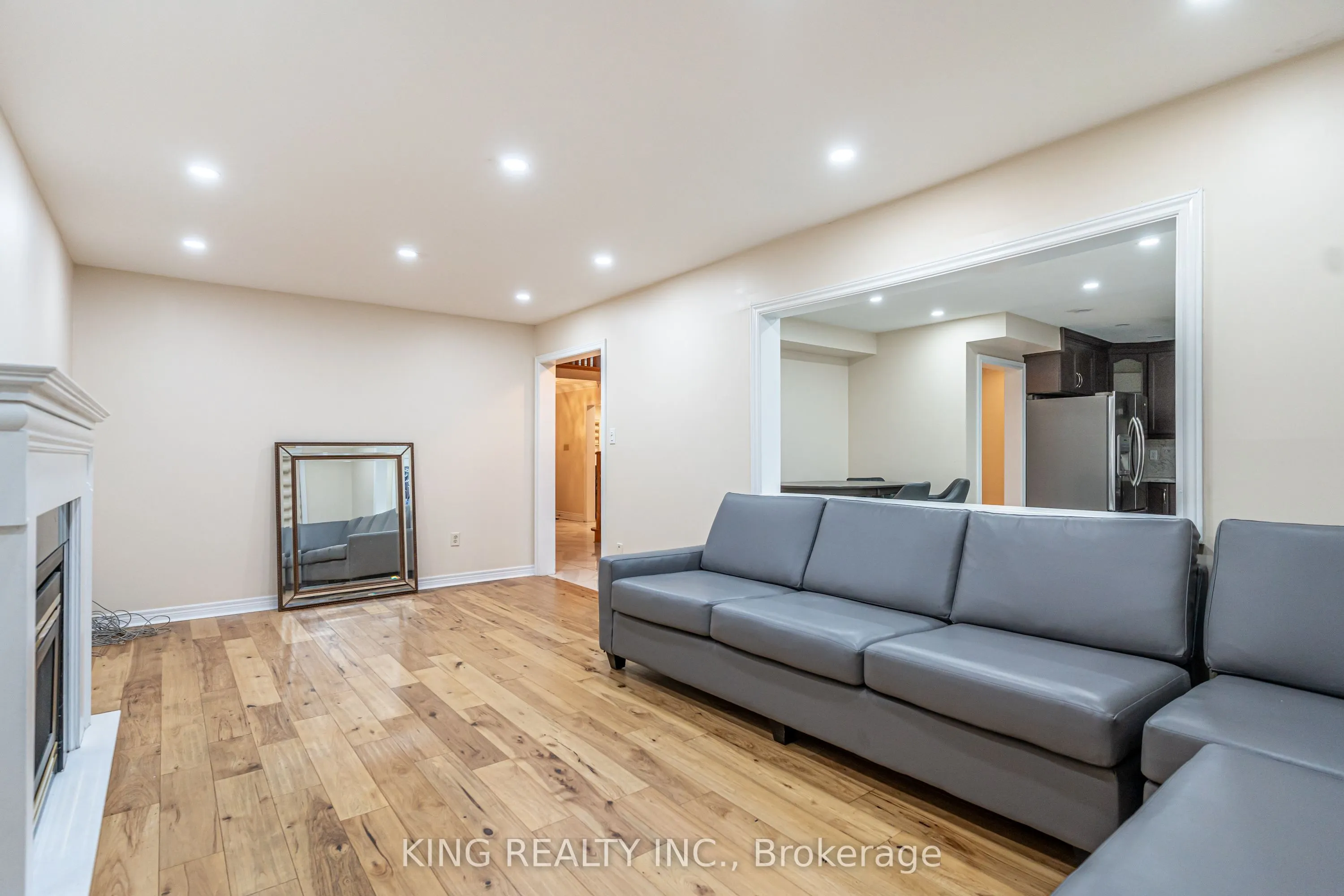 202 Fernforest Drive