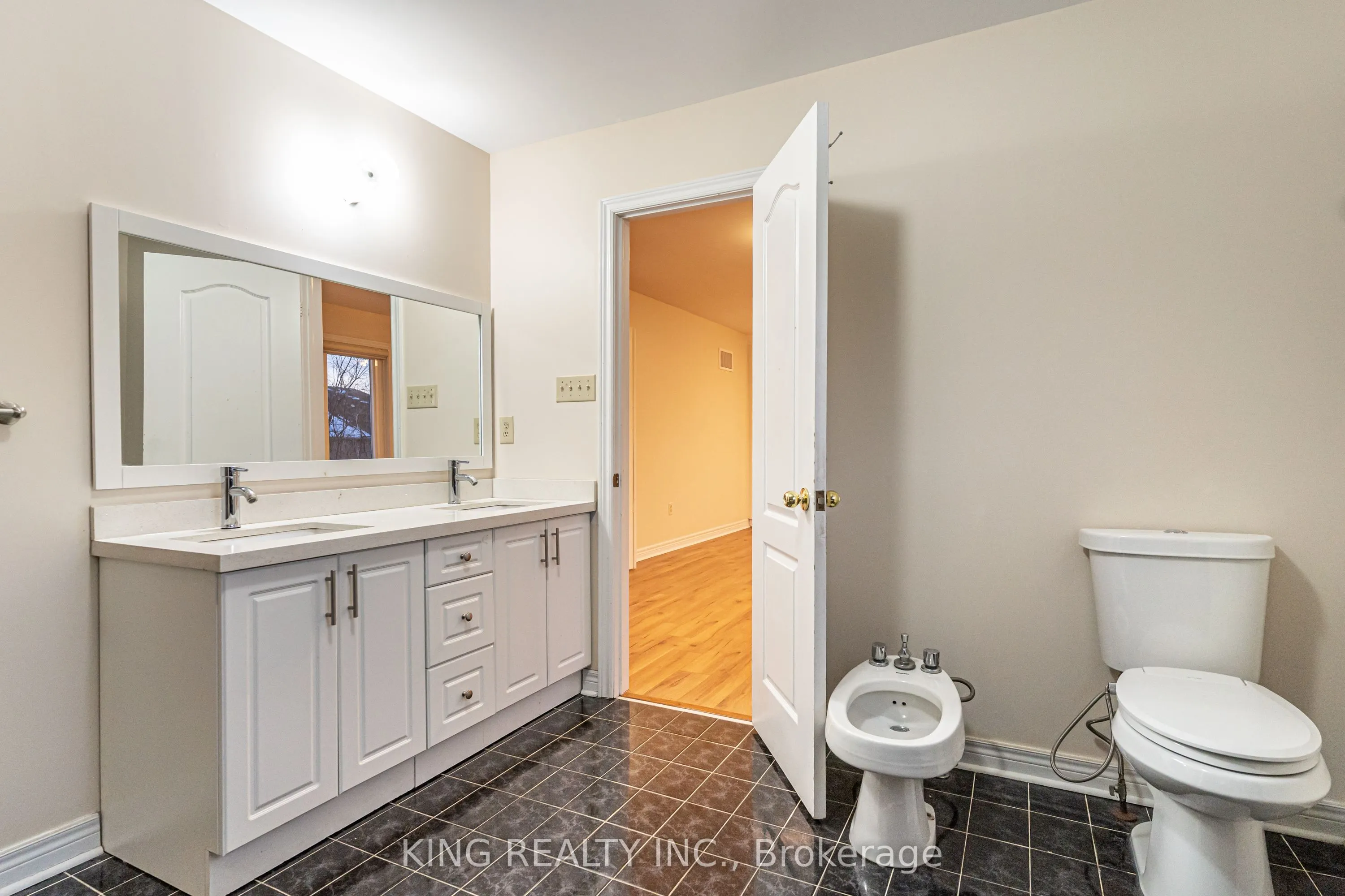 202 Fernforest Drive