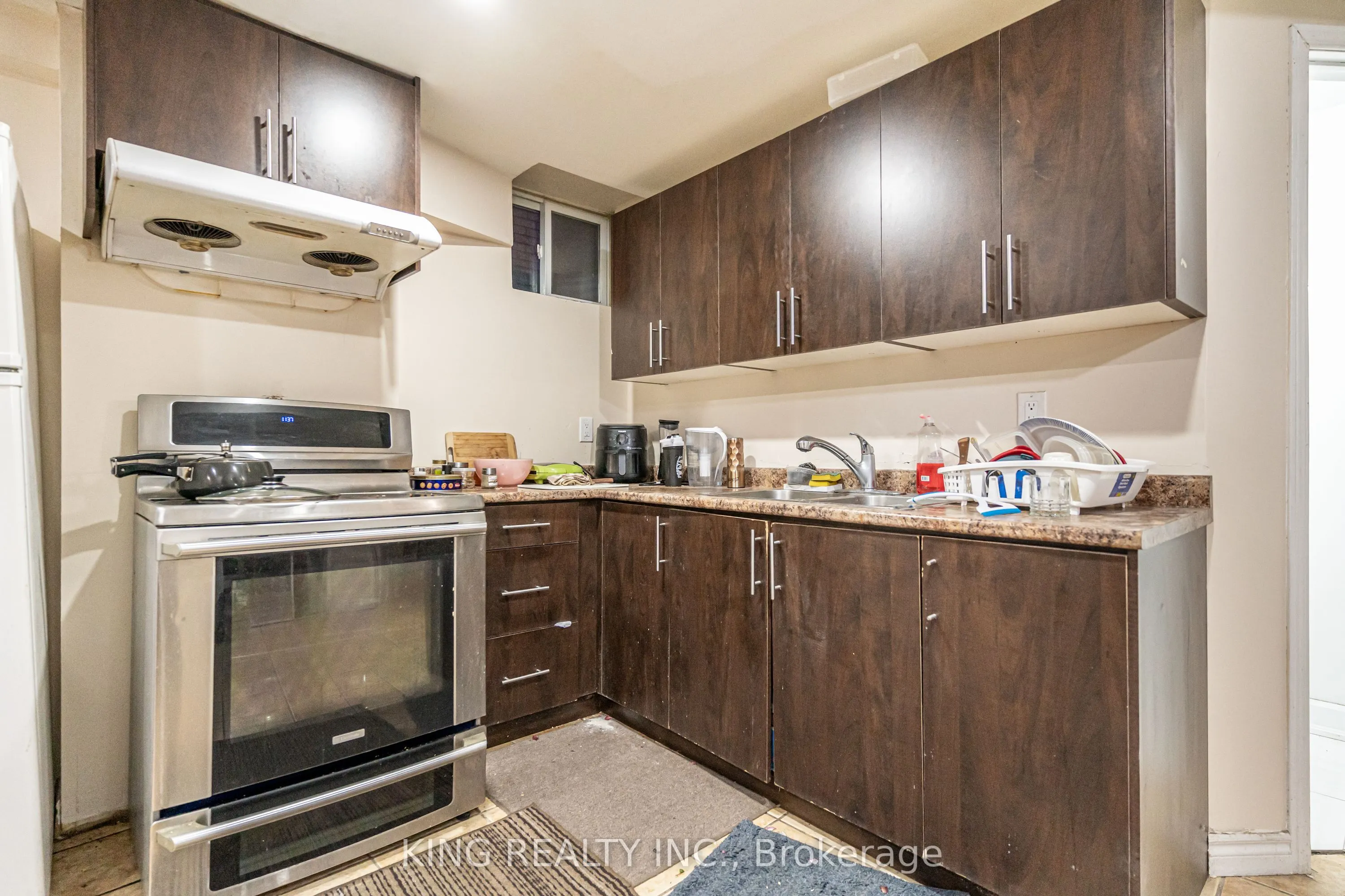 202 Fernforest Drive