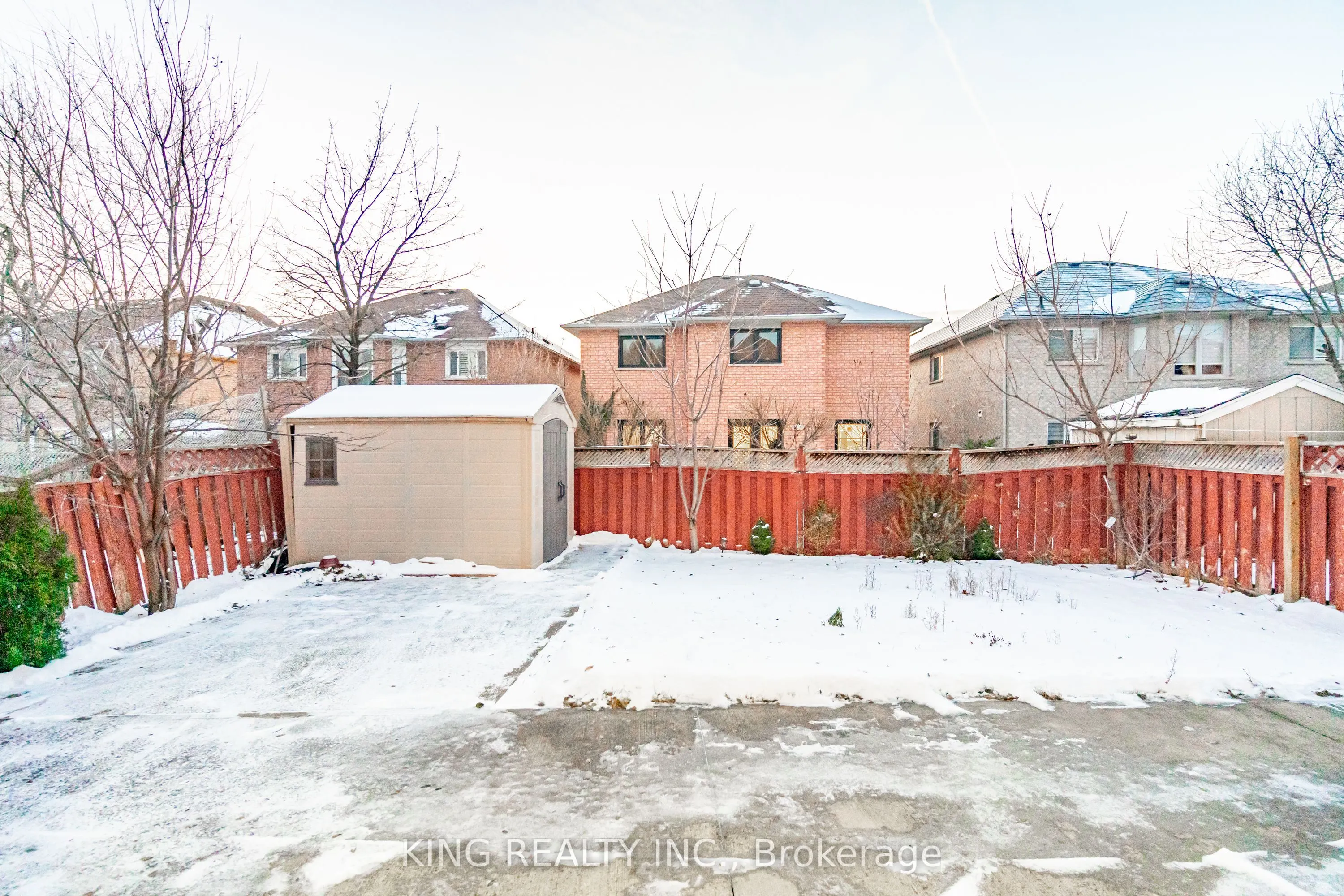 202 Fernforest Drive
