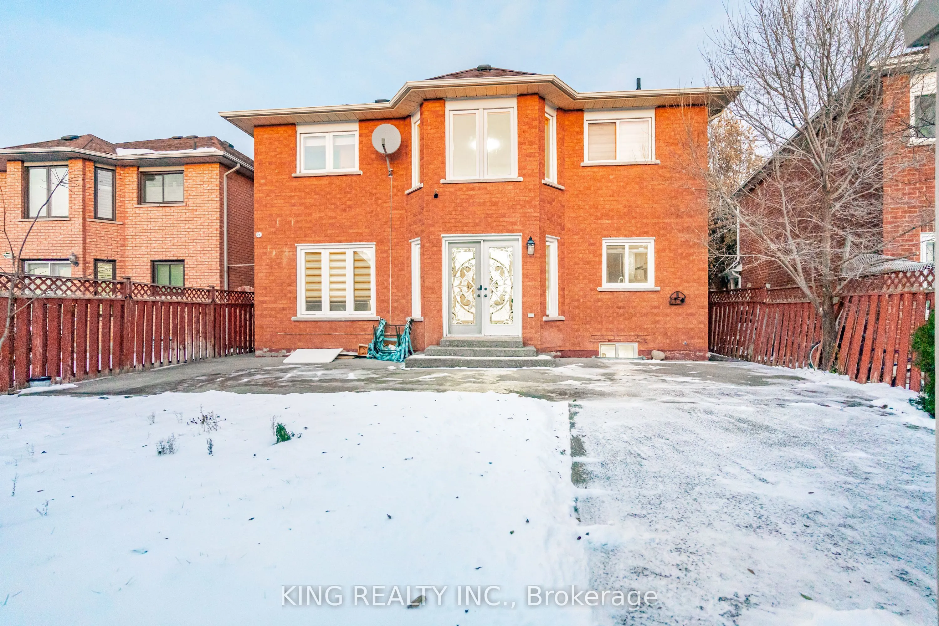202 Fernforest Drive