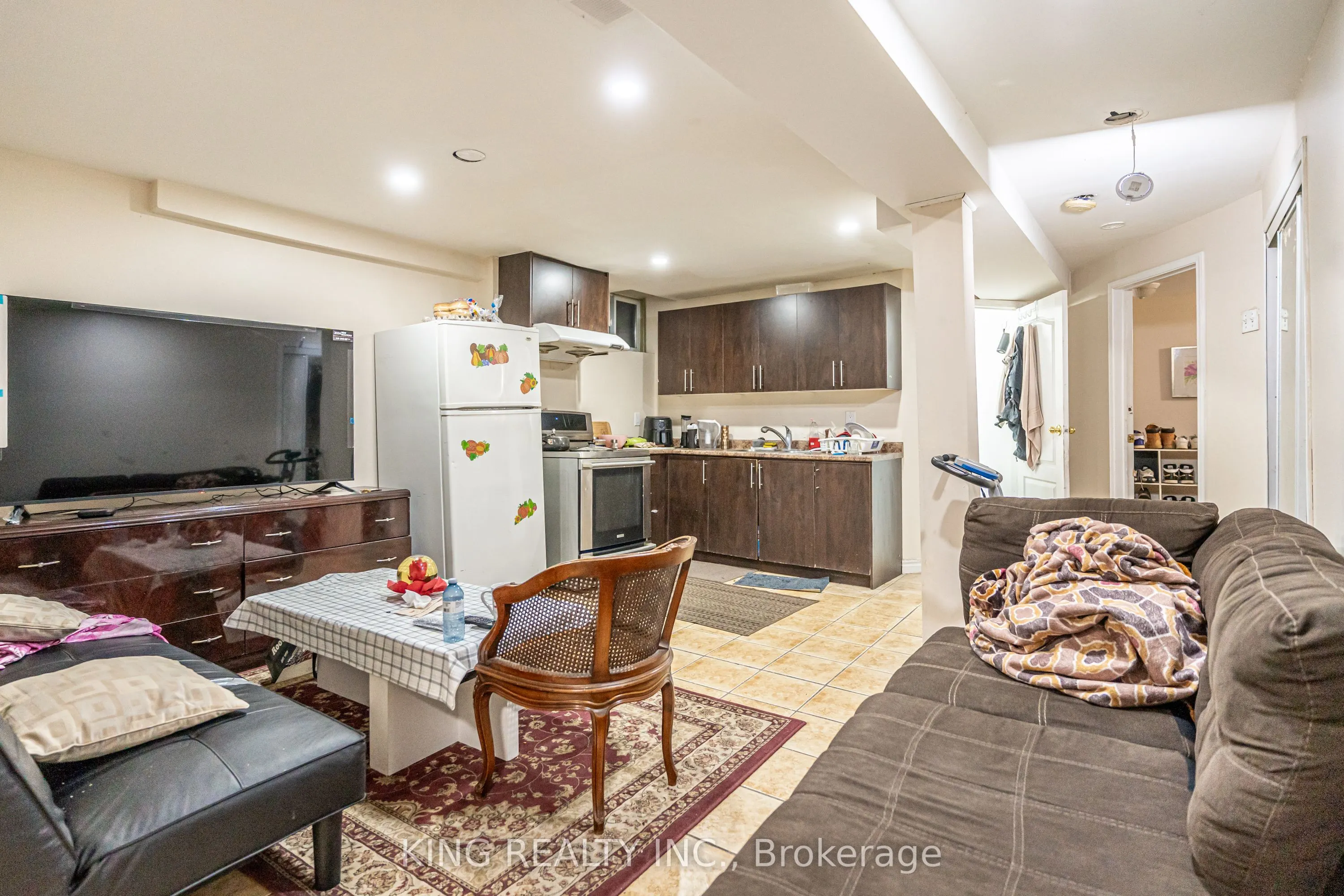 202 Fernforest Drive