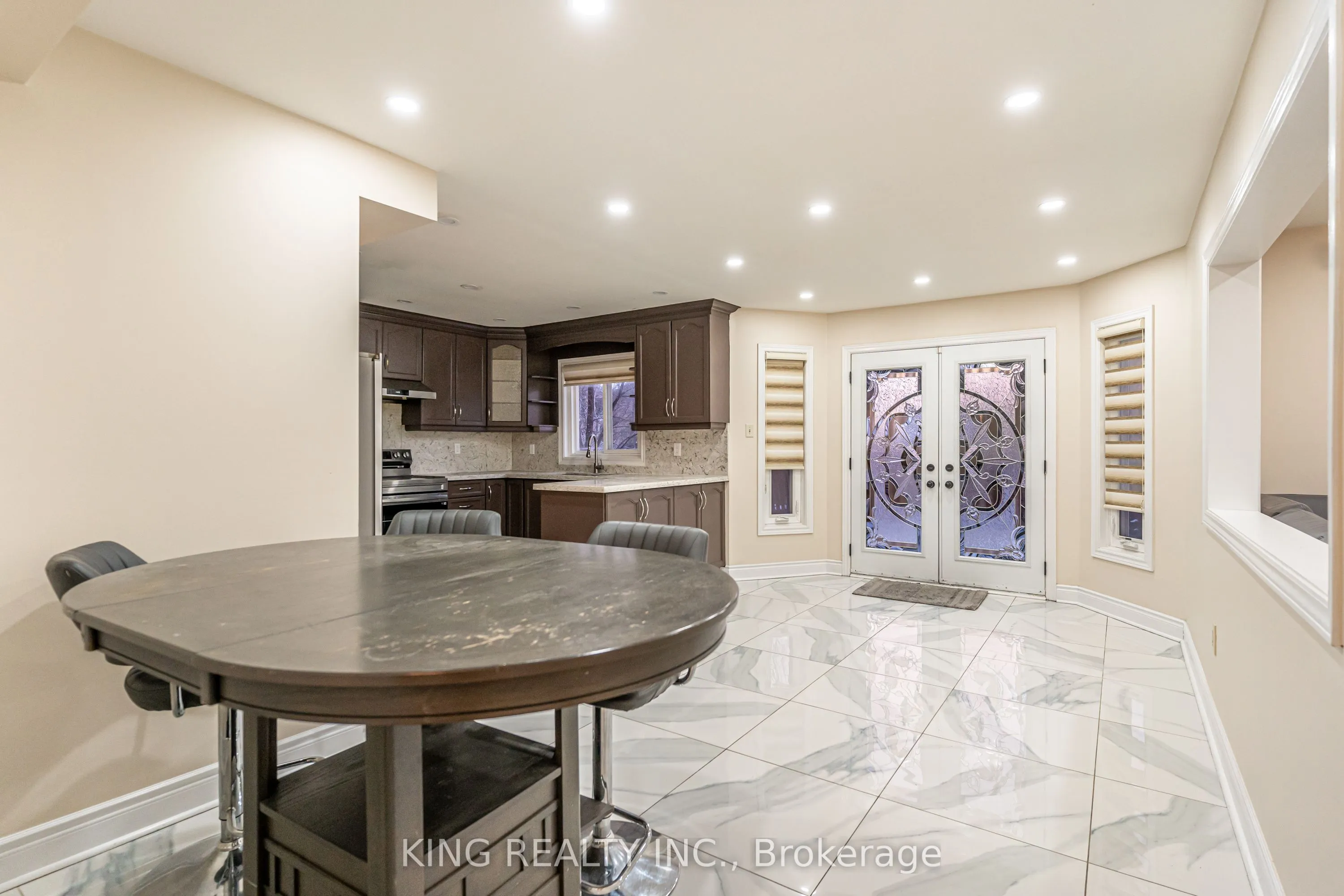 202 Fernforest Drive