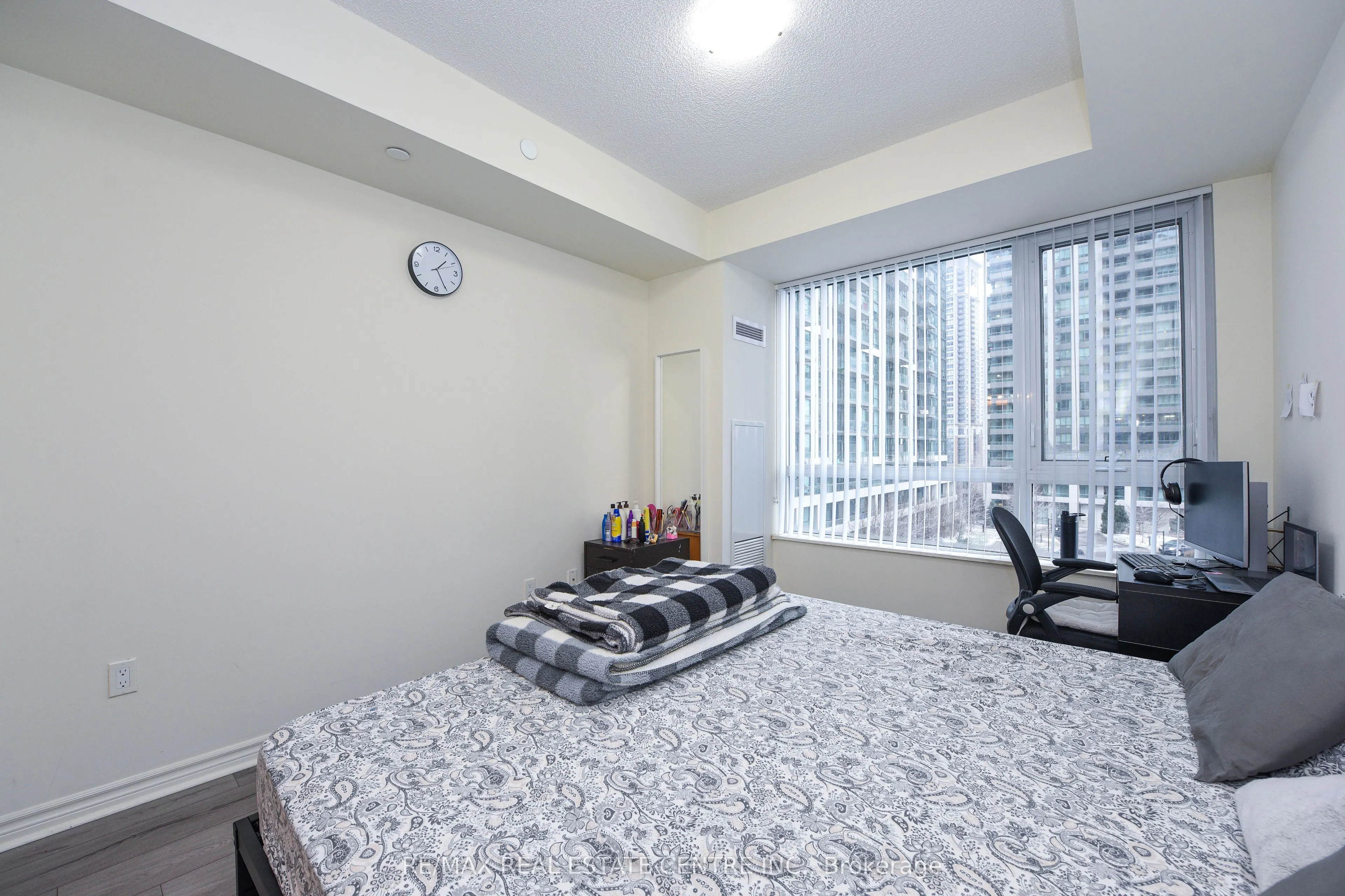 349 Rathburn Road #507