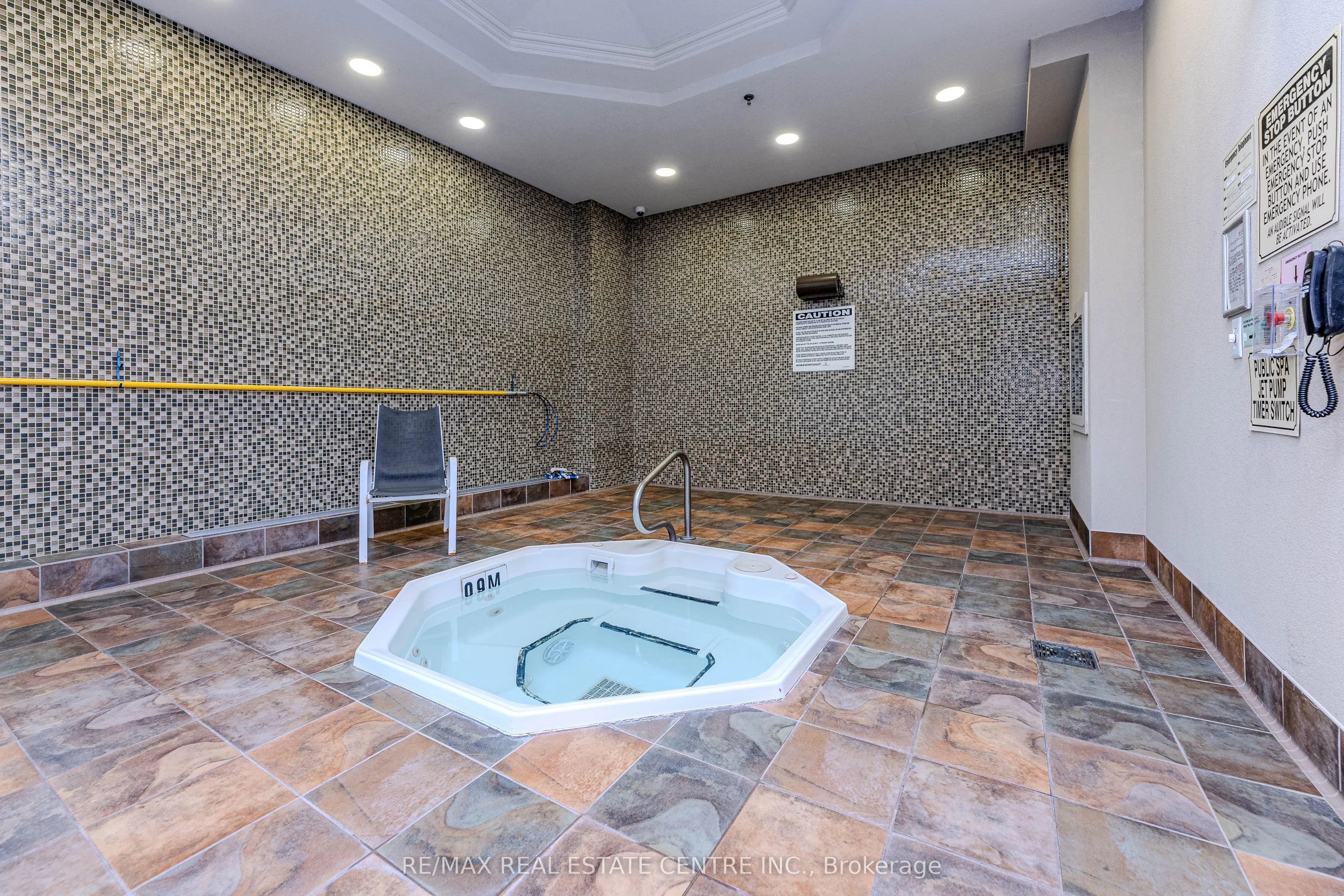 349 Rathburn Road #507