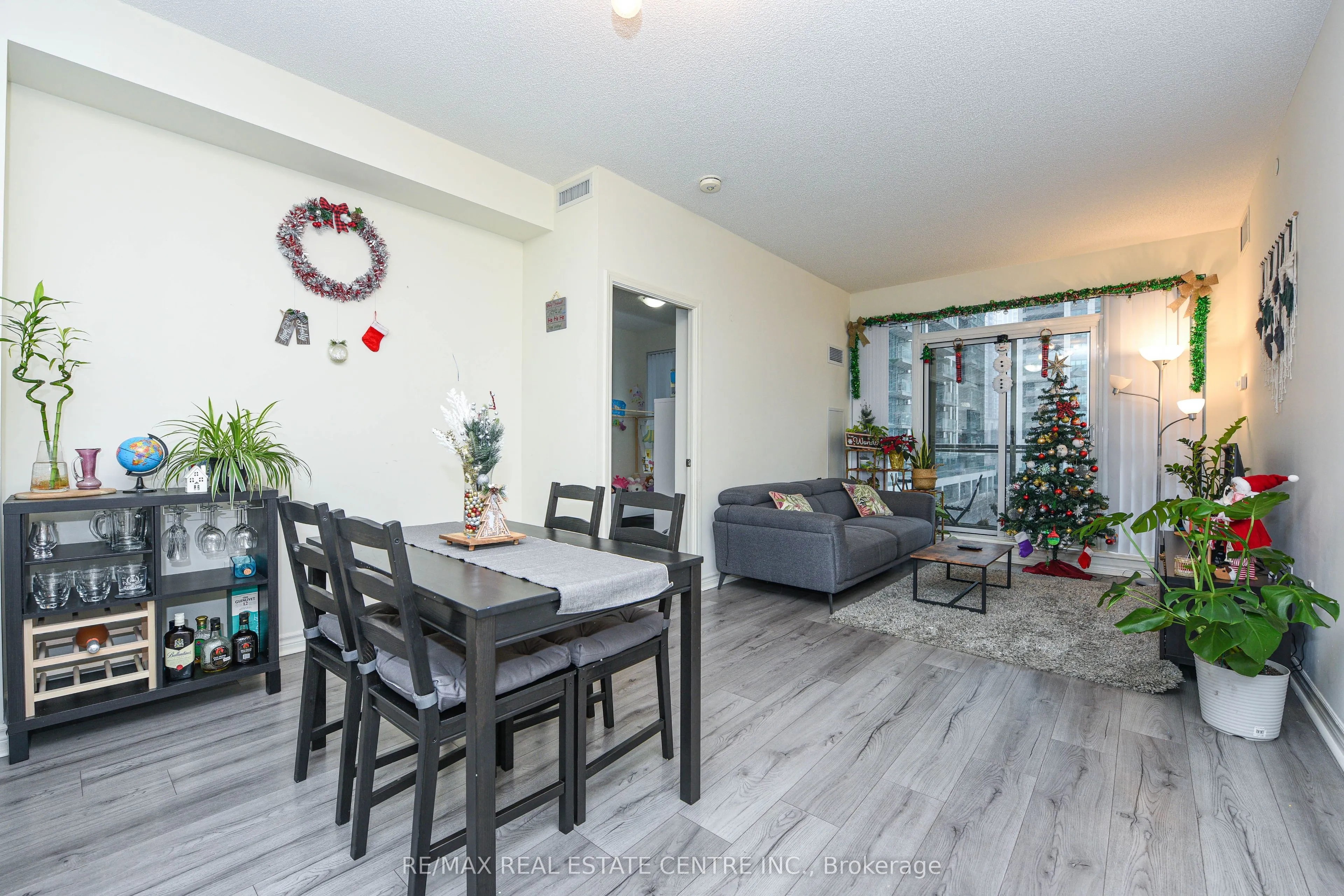 349 Rathburn Road #507