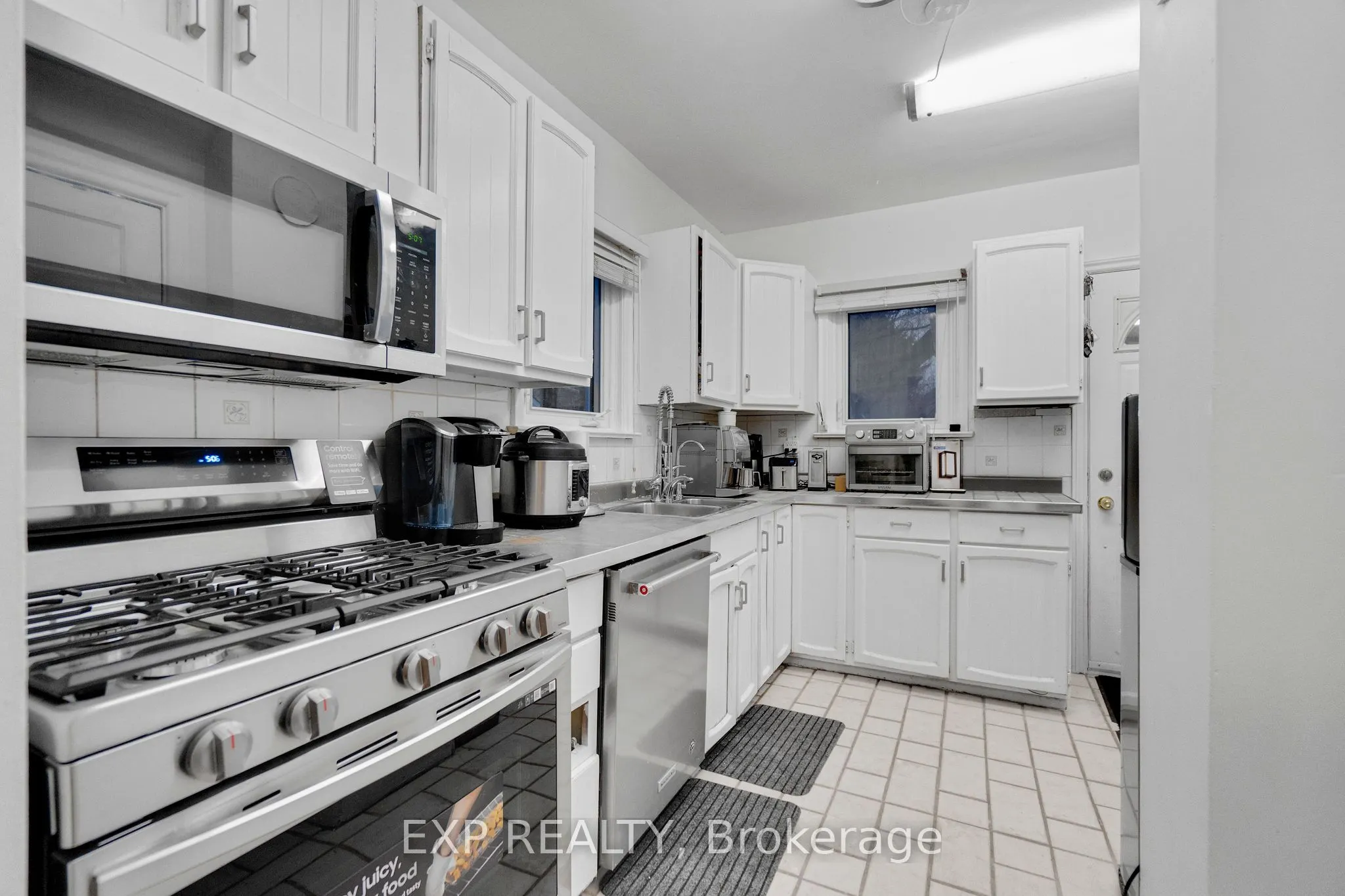 1331 St. James Avenue