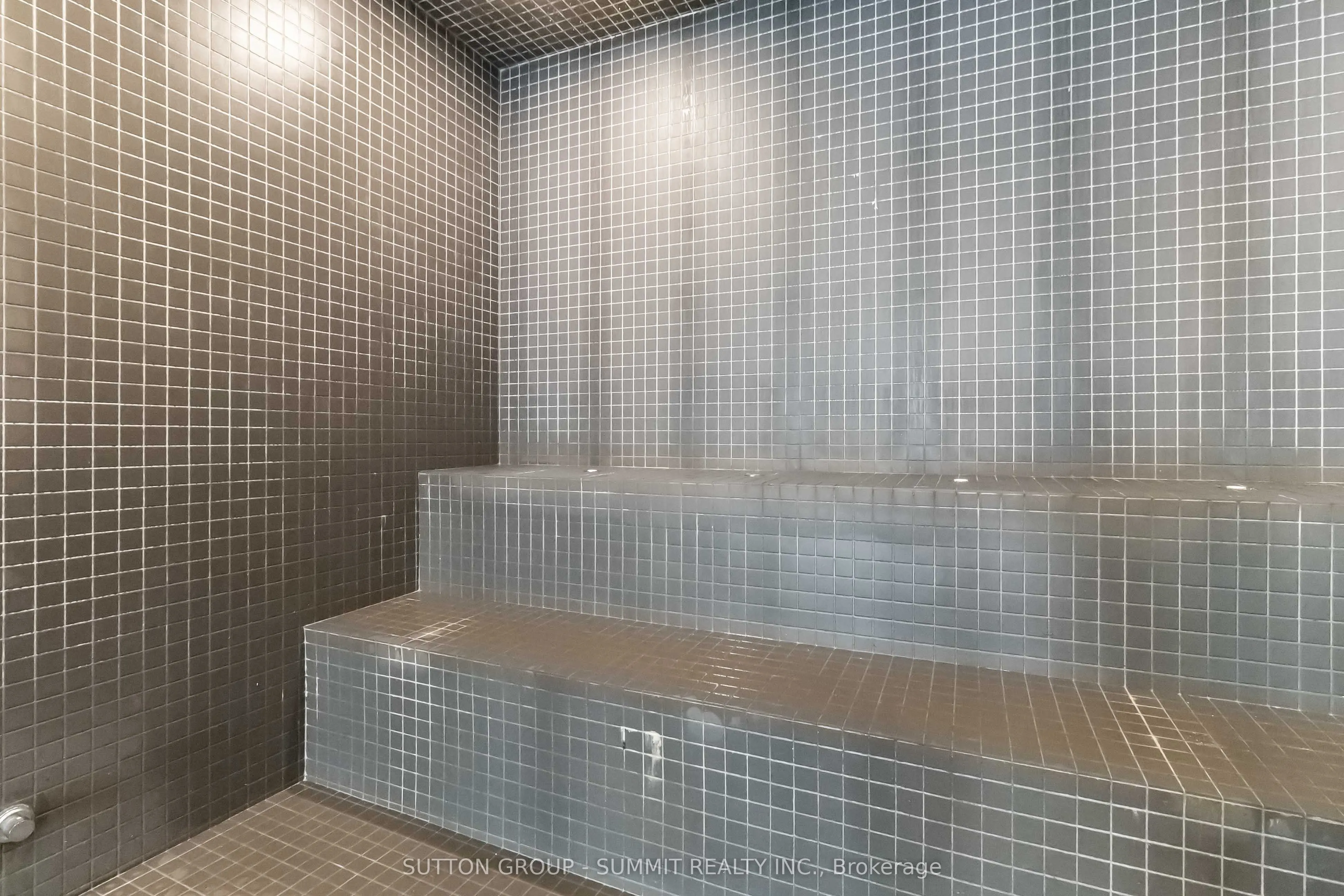 5220 Dundas Street #D422
