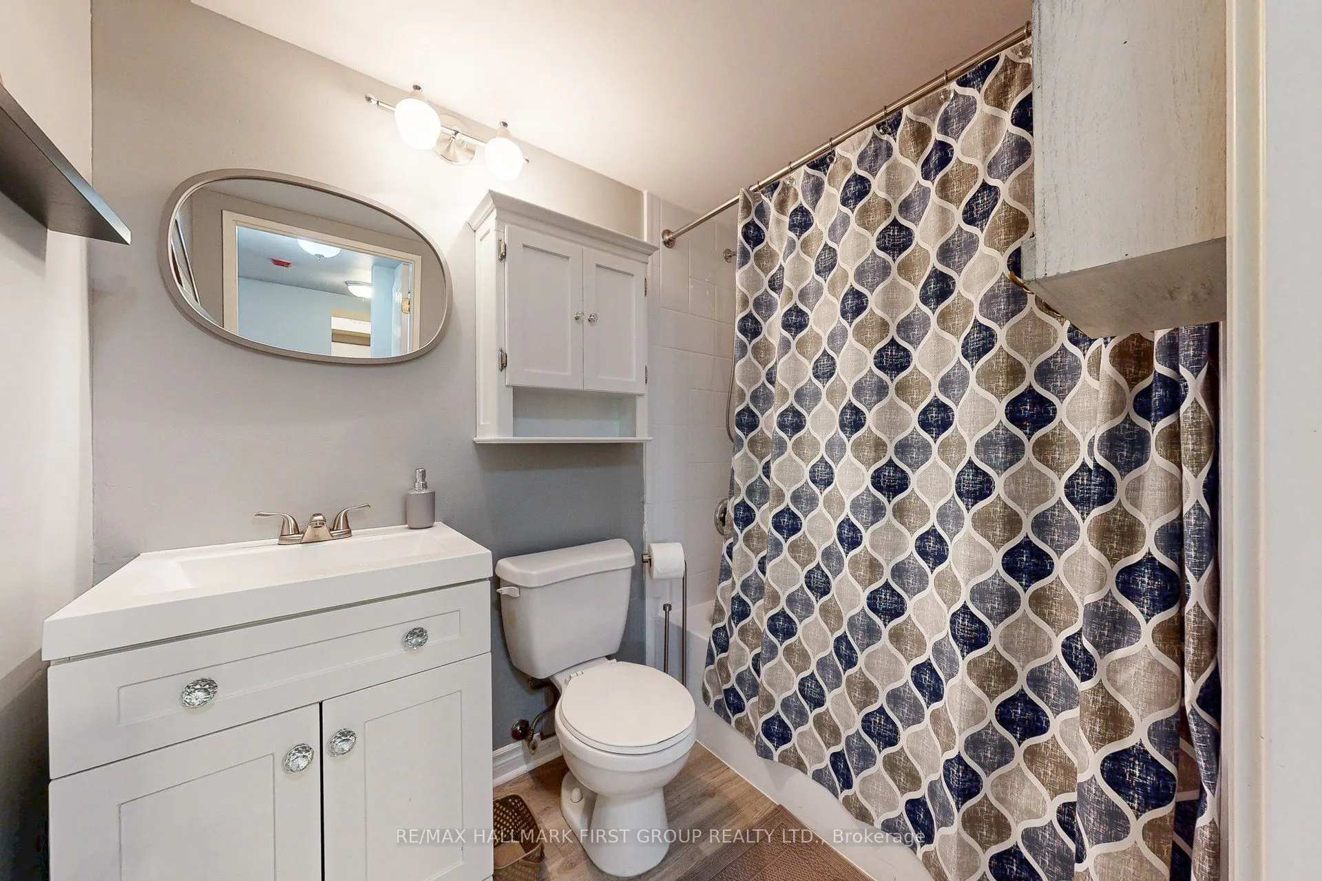 8351 McLaughlin Road S #218