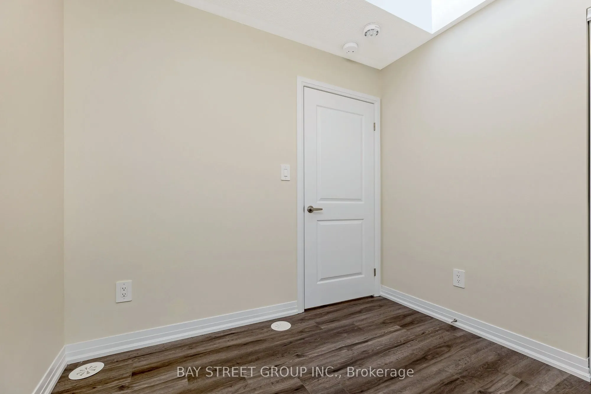 1573 Rose Way #111