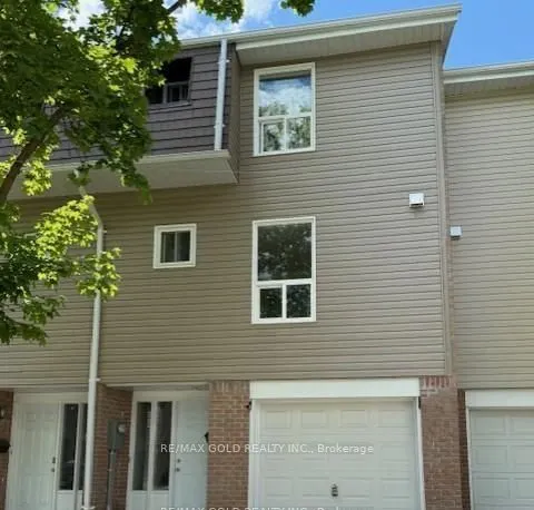 40 Ellis Drive #40