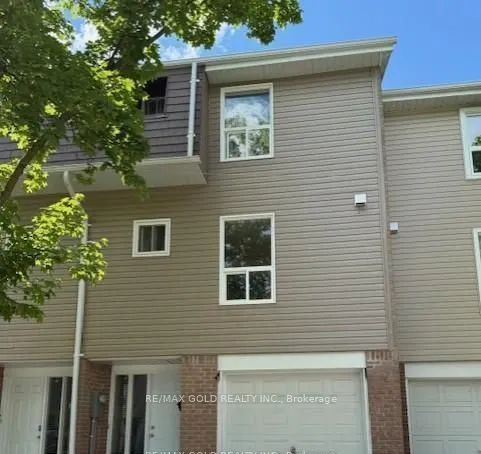 40 Ellis Drive #40