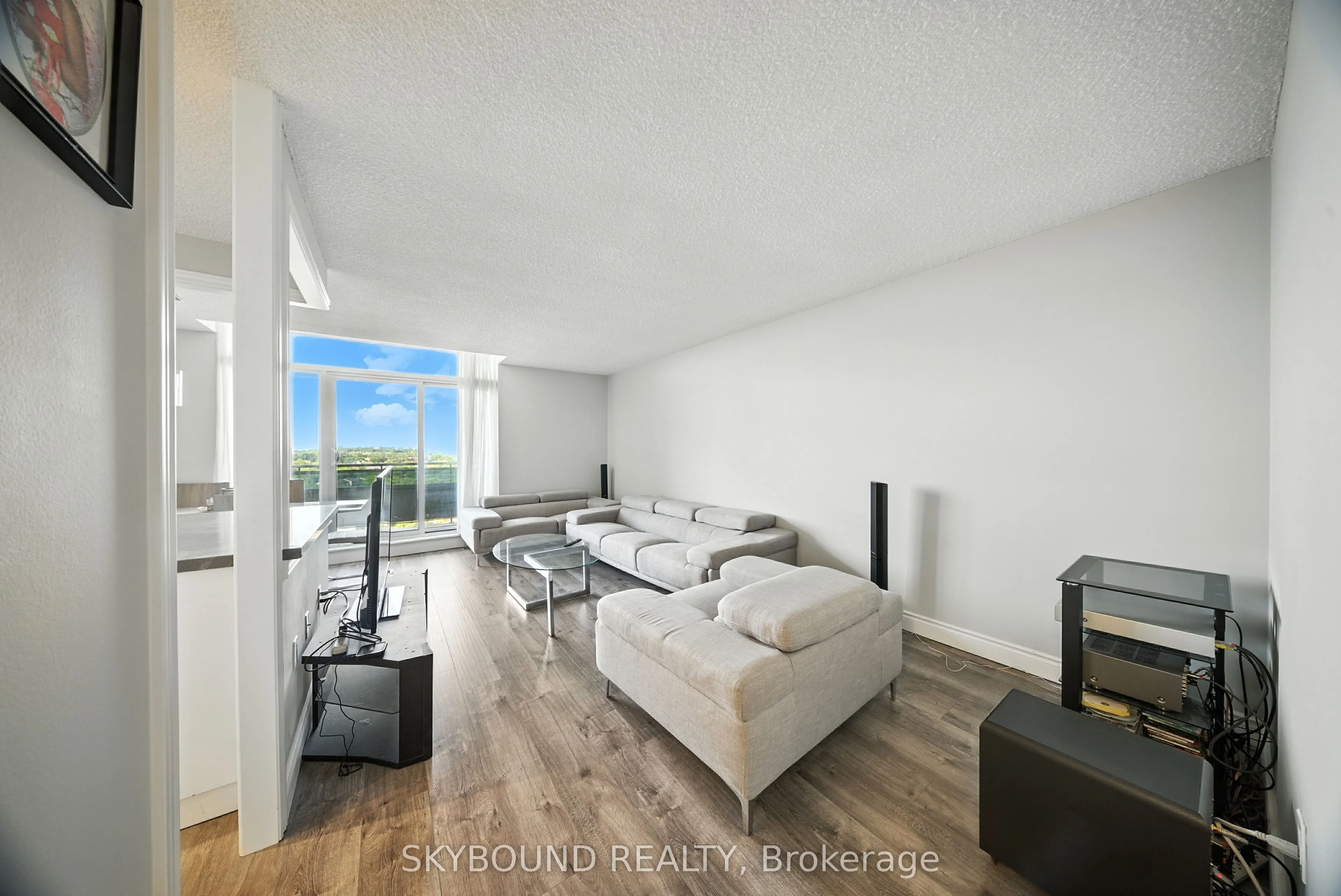 355 Rathburn Road E #1204