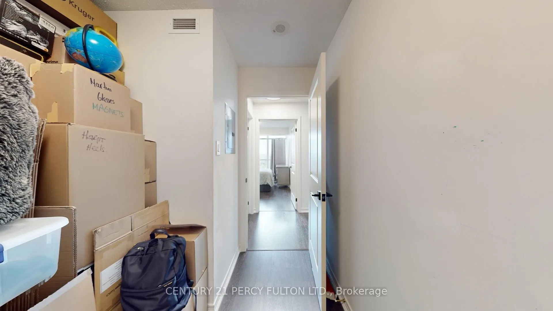 9 George Street N #1612