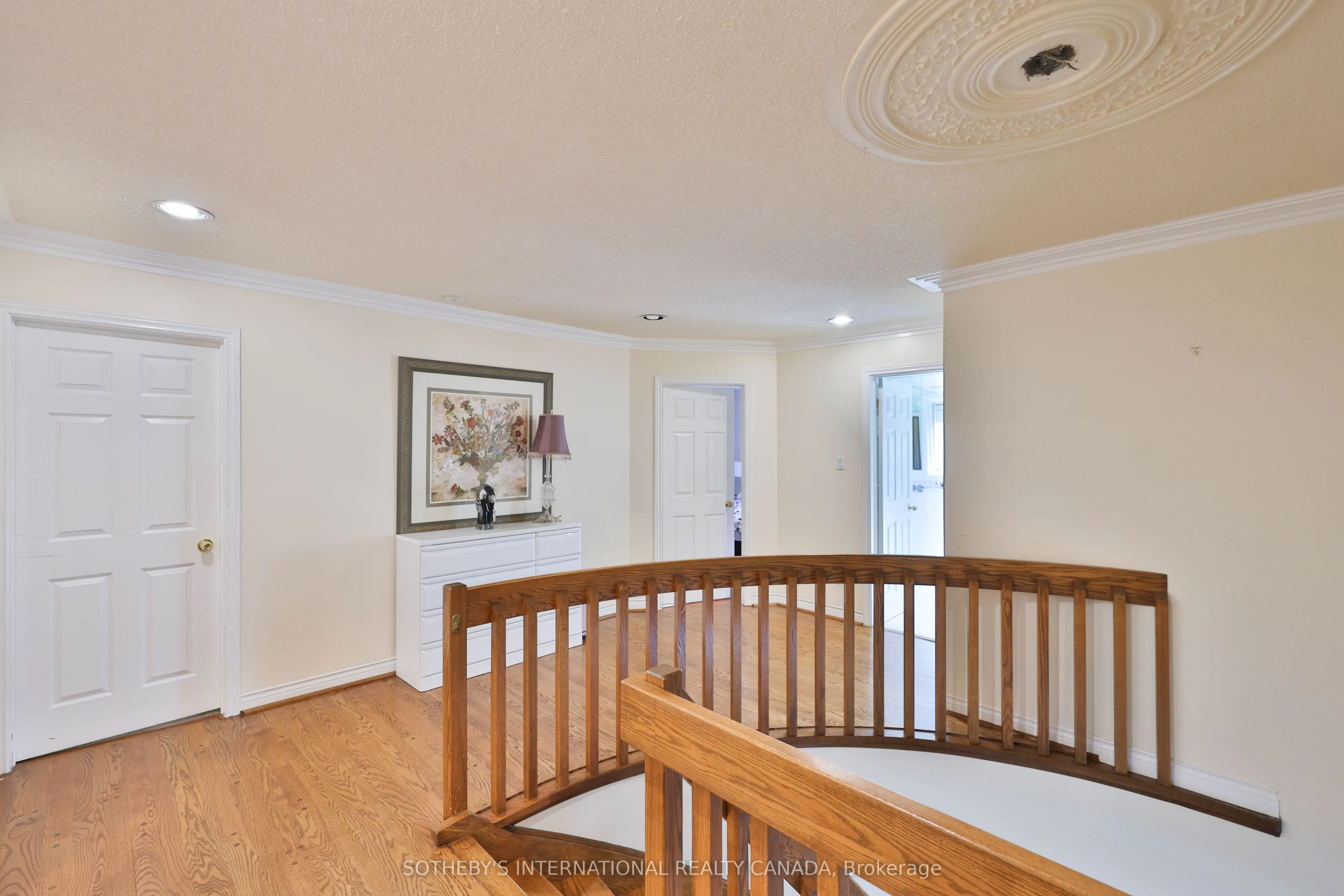 1070 Geran Crescent