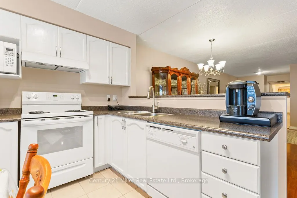 1450 Bishops Gate #111