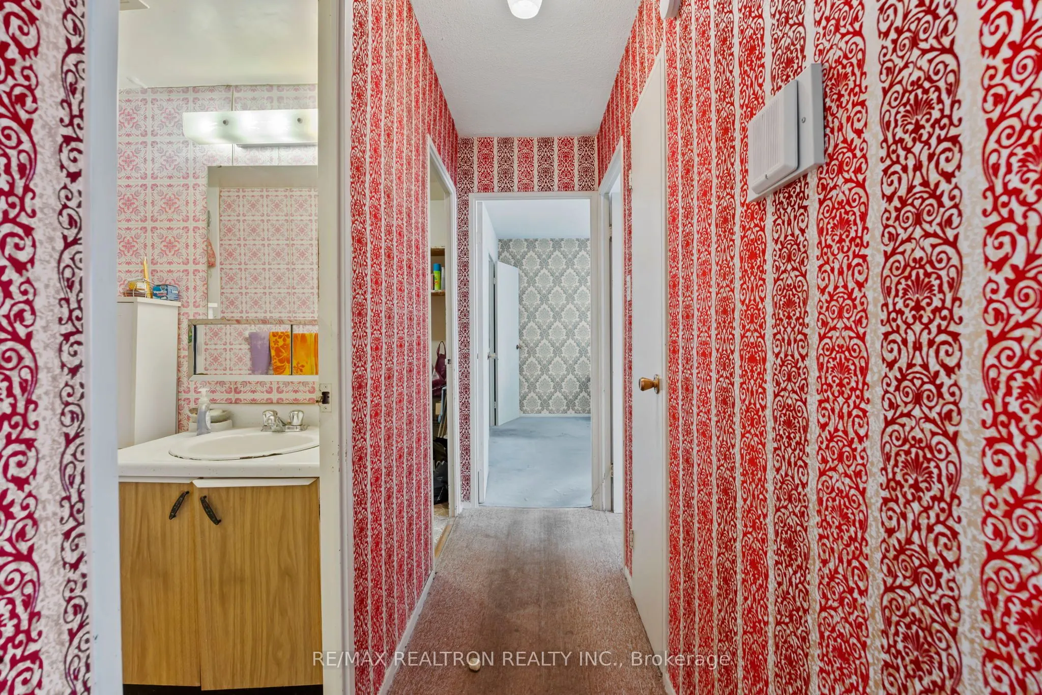 155 Marlee Avenue #909