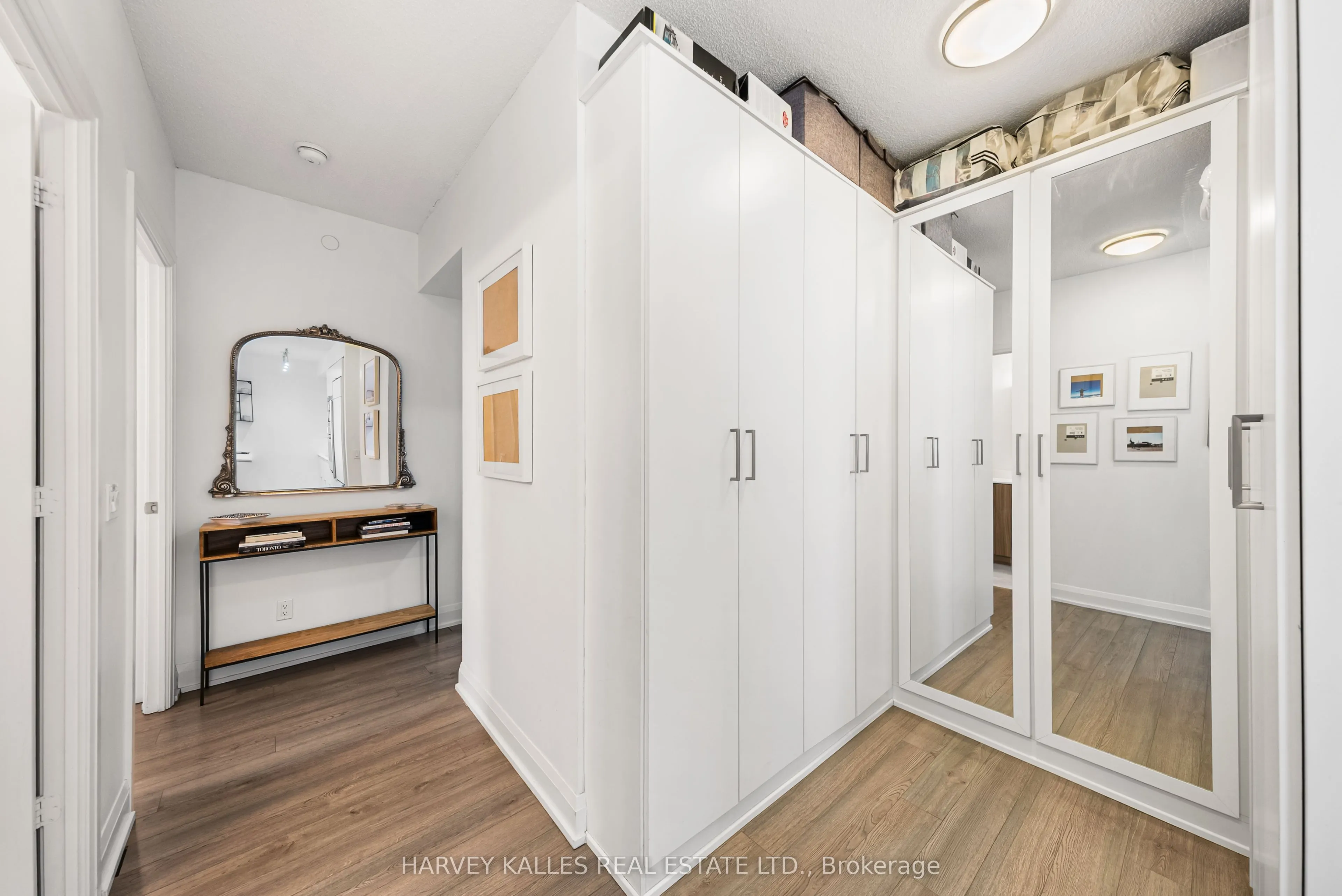 56 Annie Craig Drive #2703