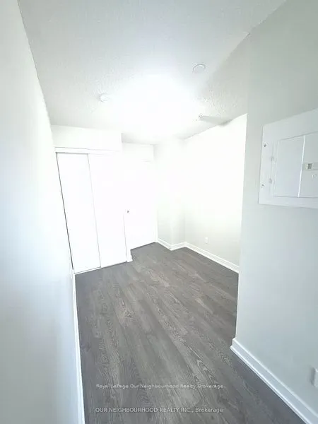 251 Manitoba Street #109
