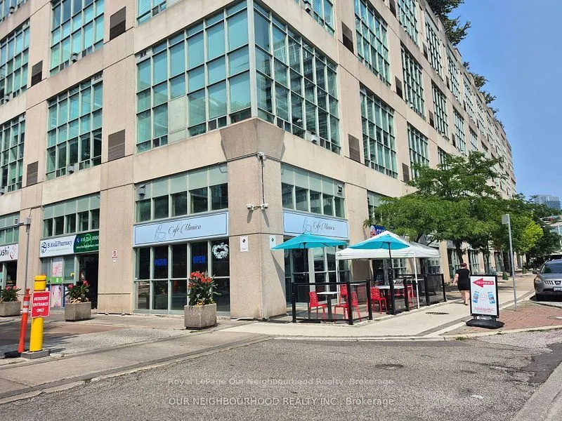 251 Manitoba Street #109