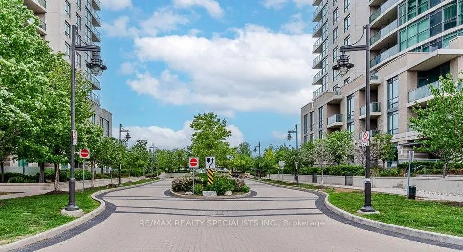 215 Sherway Gardens Road #1205