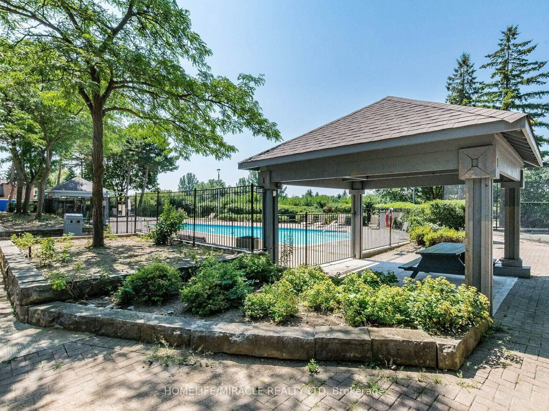 30 Malta Avenue #1809