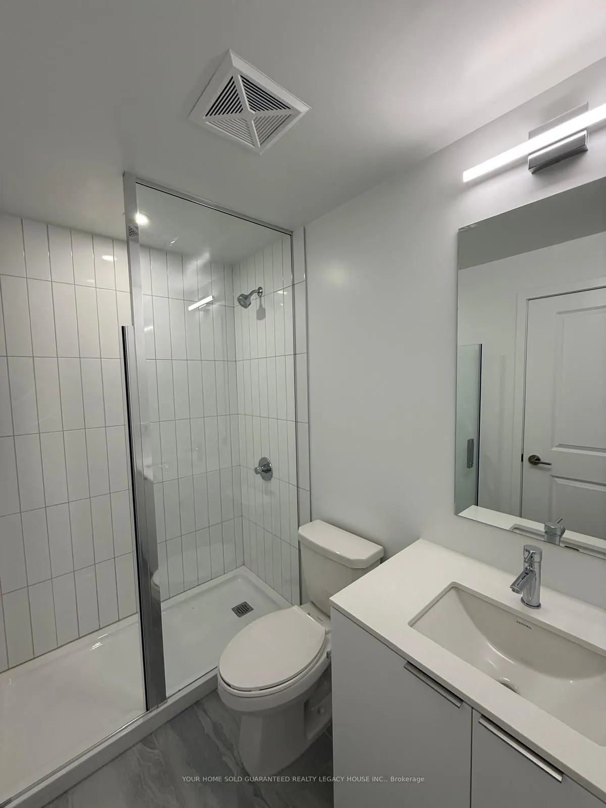 15 Skyridge Drive #406