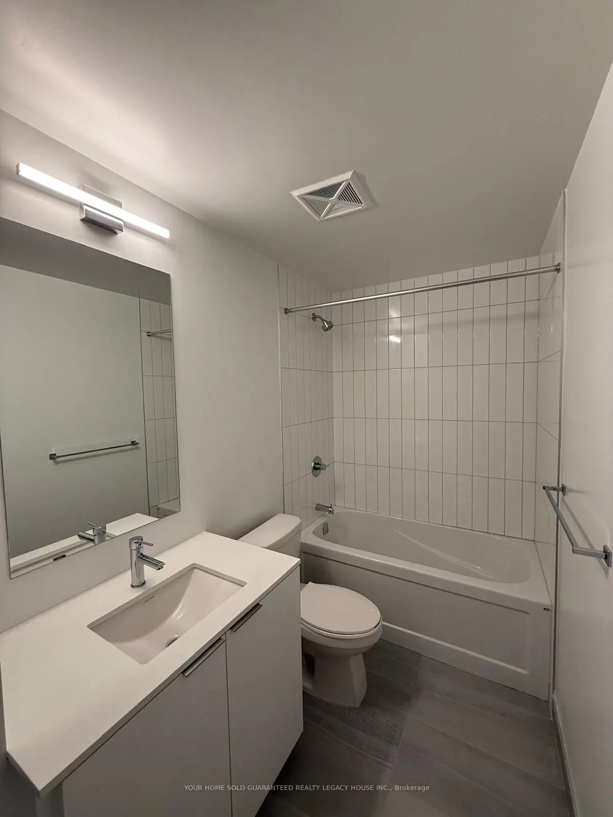 15 Skyridge Drive #406