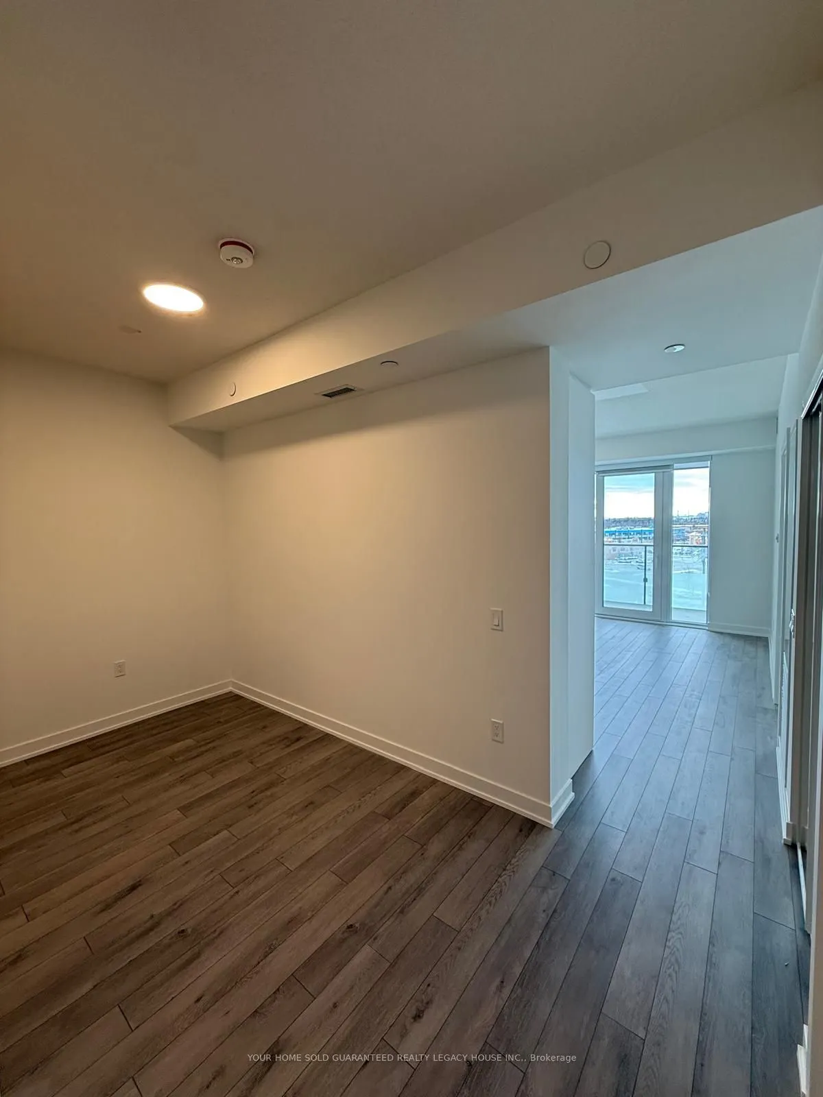 15 Skyridge Drive #406