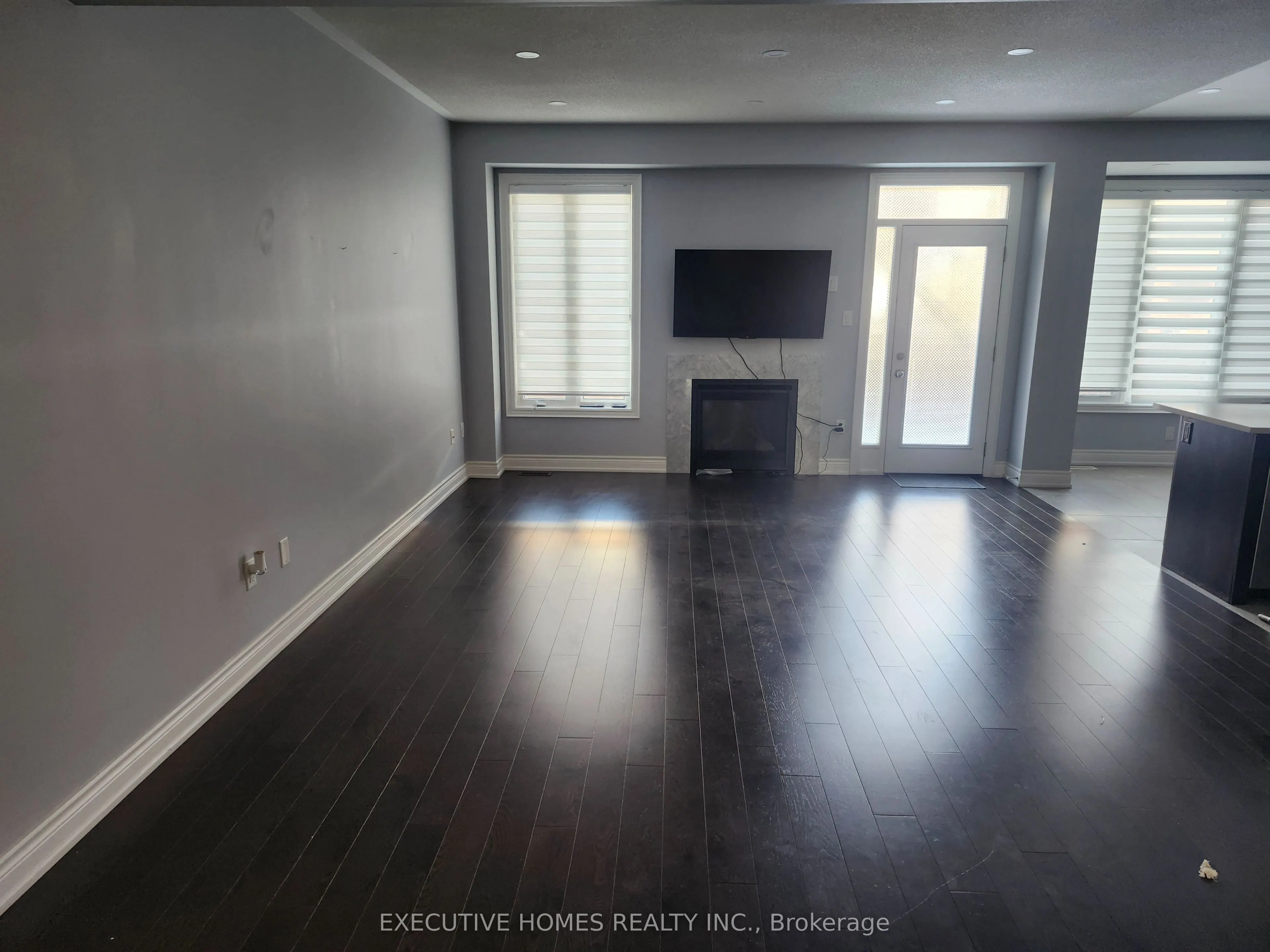 1221 Raspberry Terrace