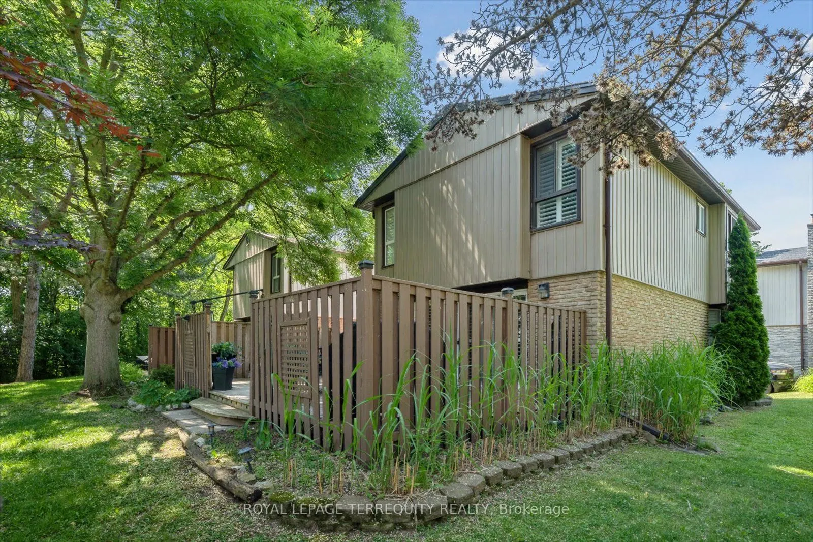 1825 Hyde Mill Crescent #26