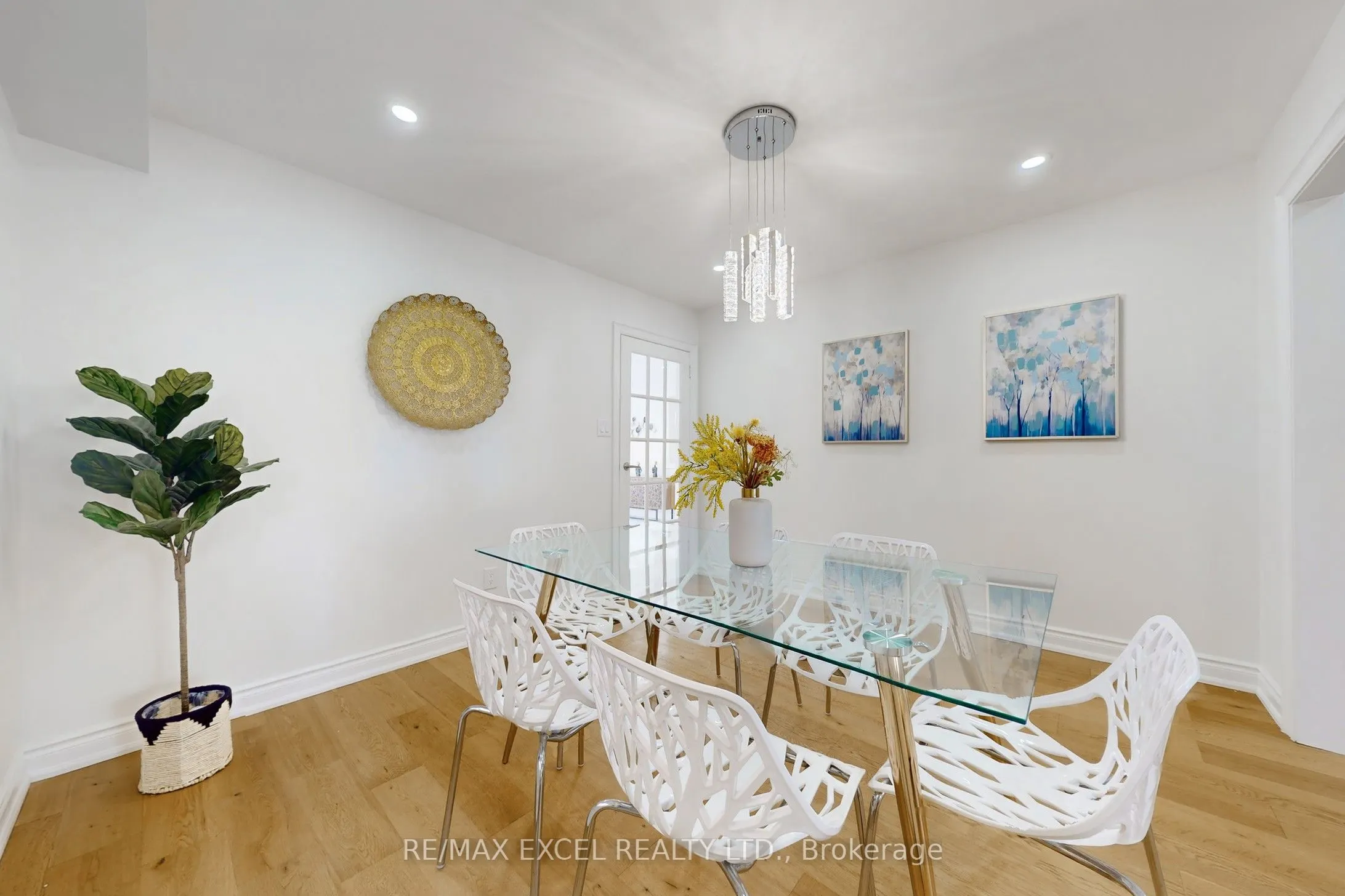 4388 Guildwood Way