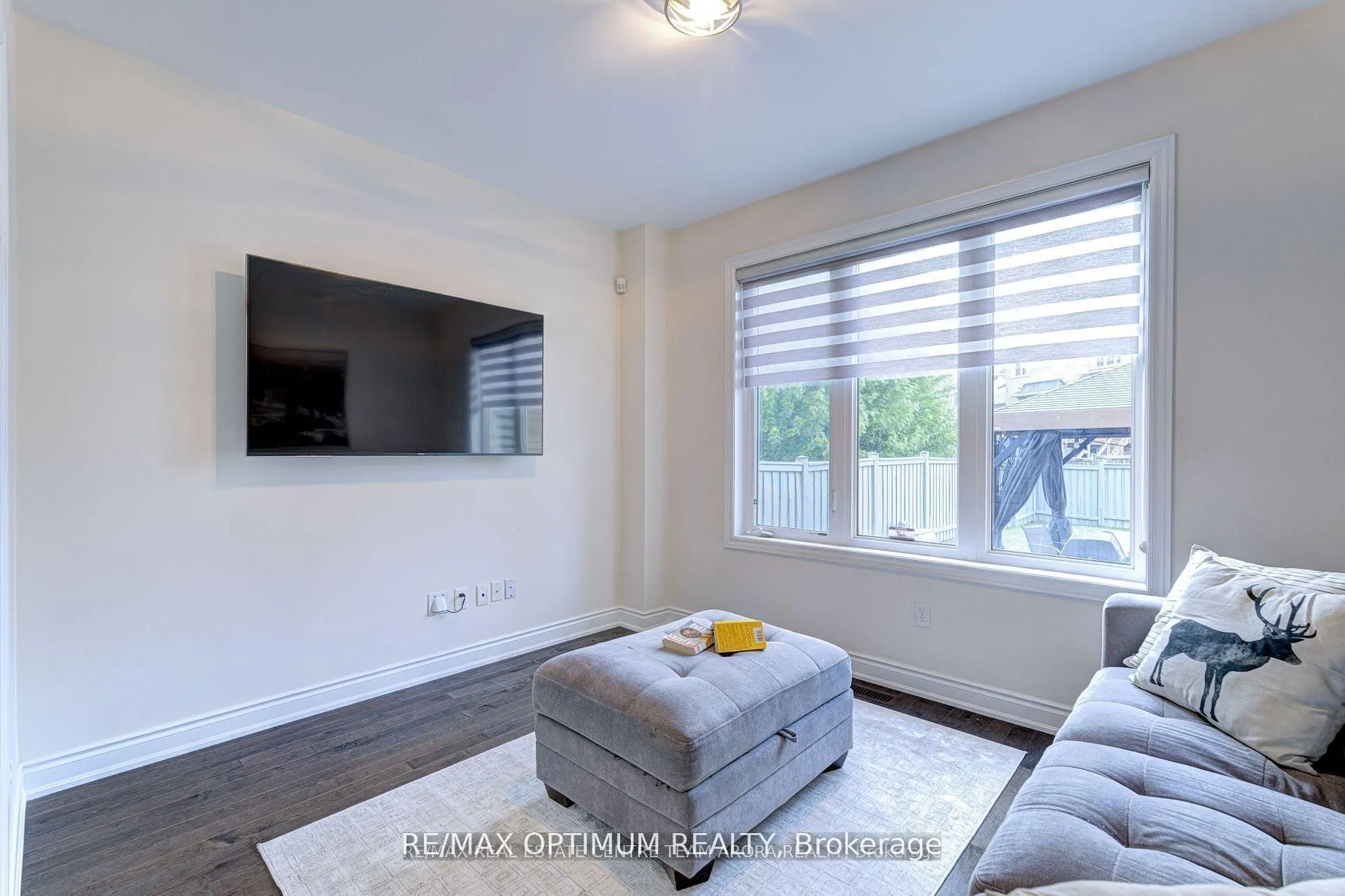 18 Deanston Court