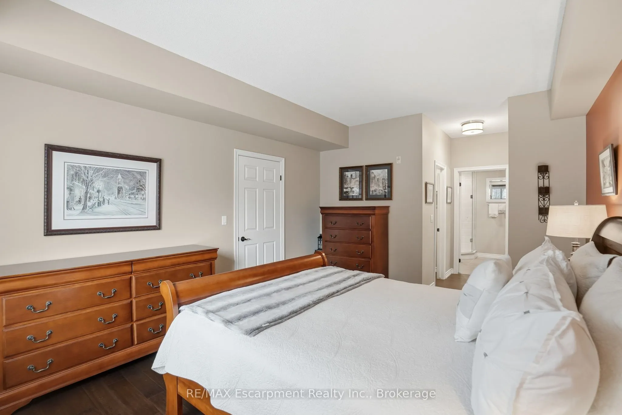 5188 Lakeshore Road #310
