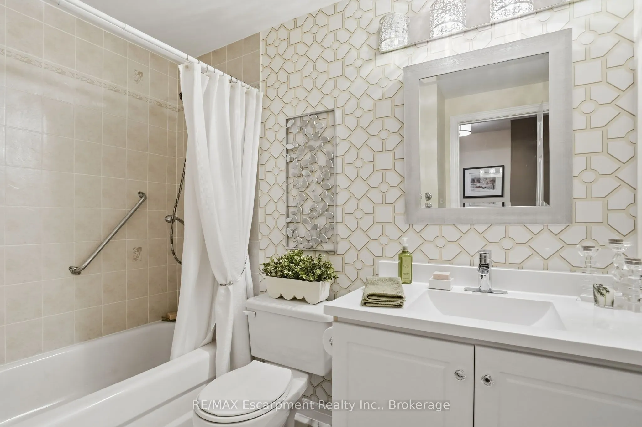 5188 Lakeshore Road #310