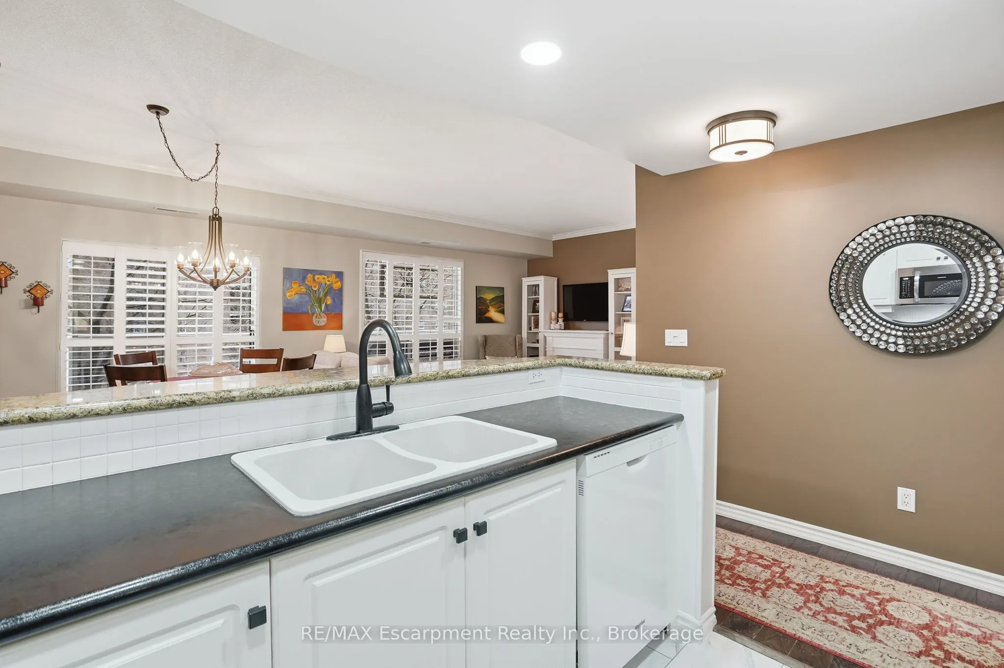 5188 Lakeshore Road #310