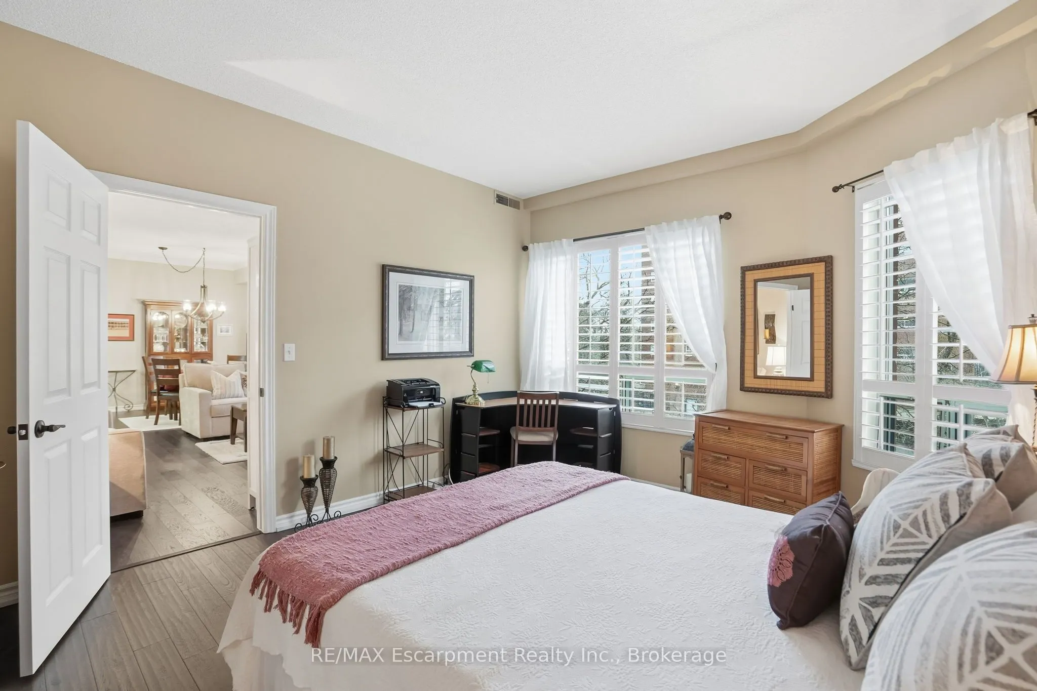 5188 Lakeshore Road #310