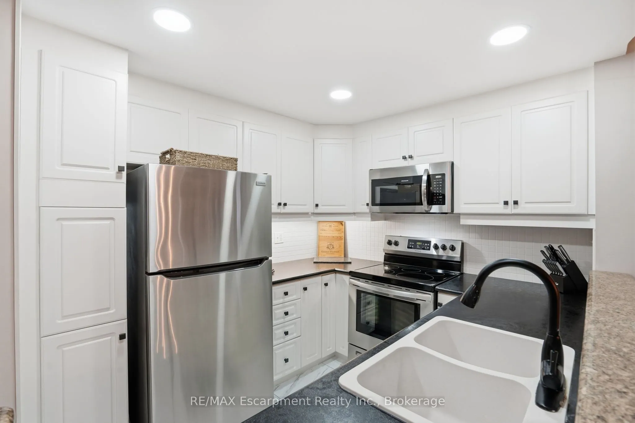 5188 Lakeshore Road #310