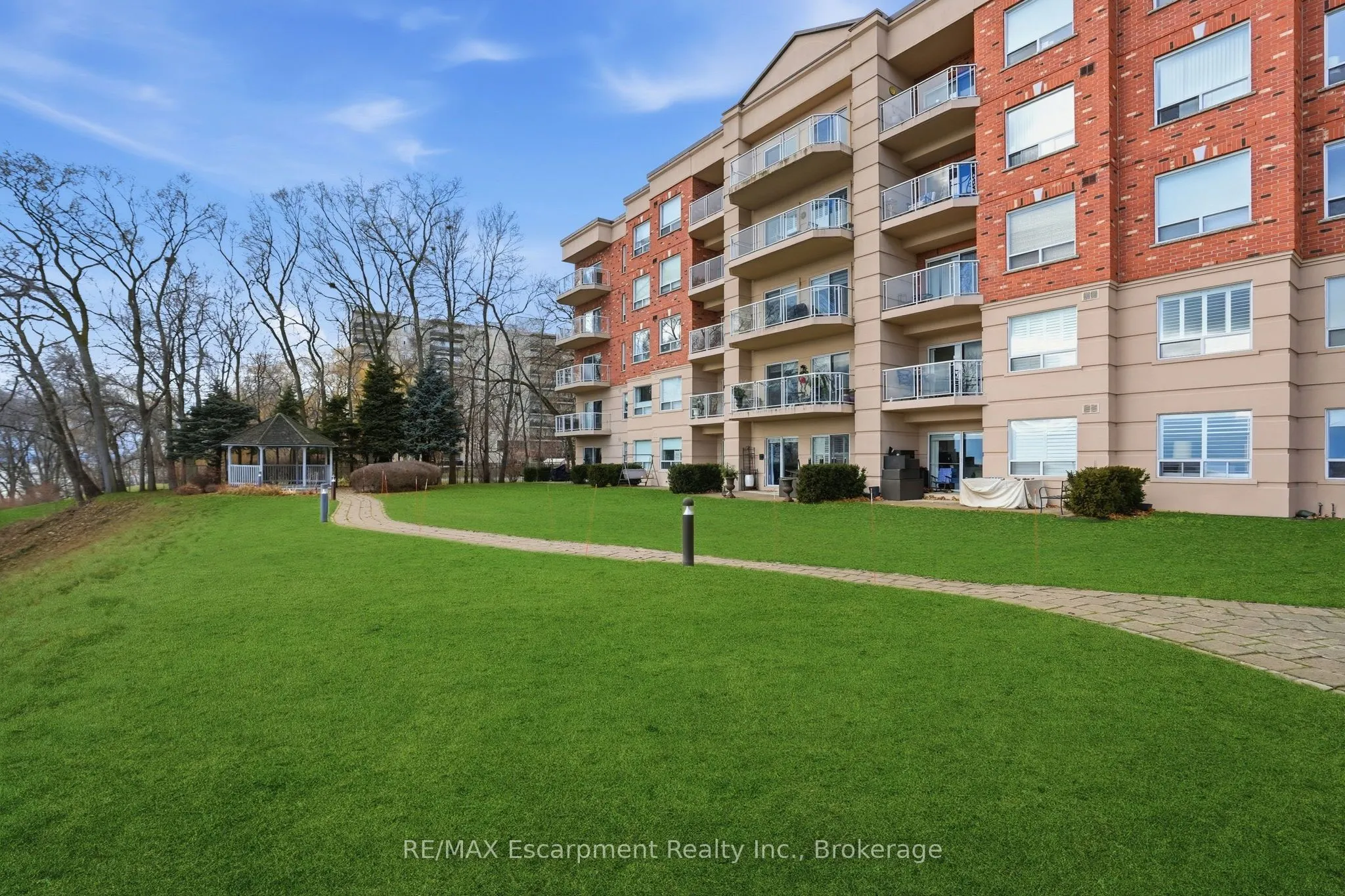 5188 Lakeshore Road #310