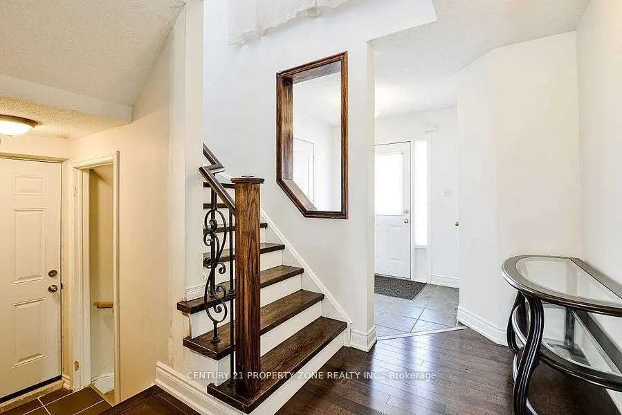 84 Tideland Drive