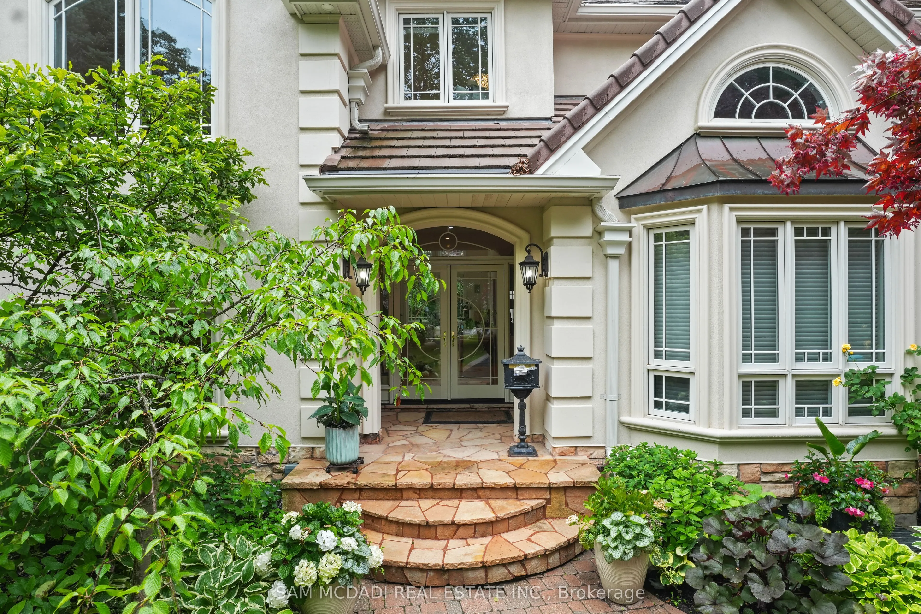 1382 Aldo Drive