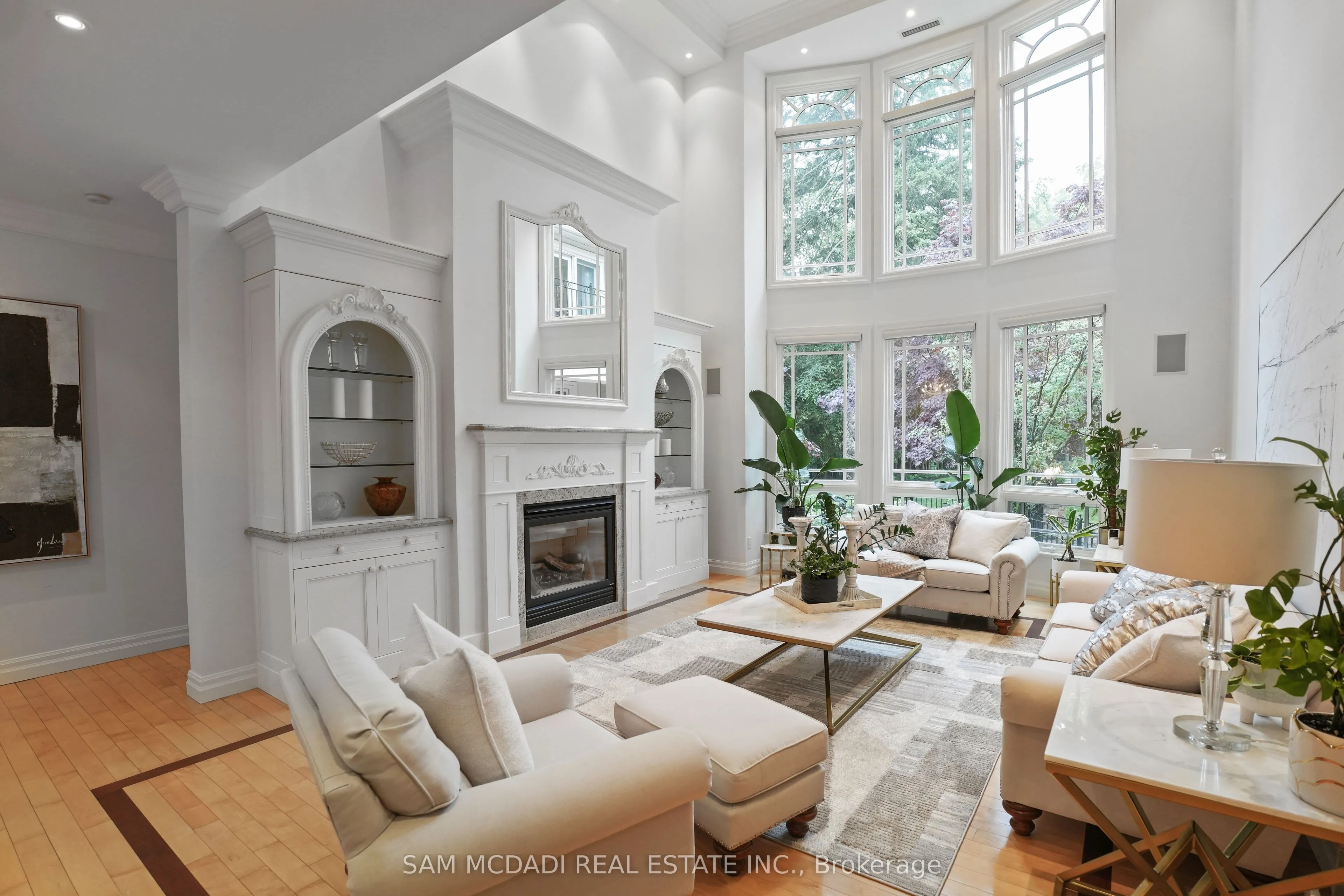 1382 Aldo Drive