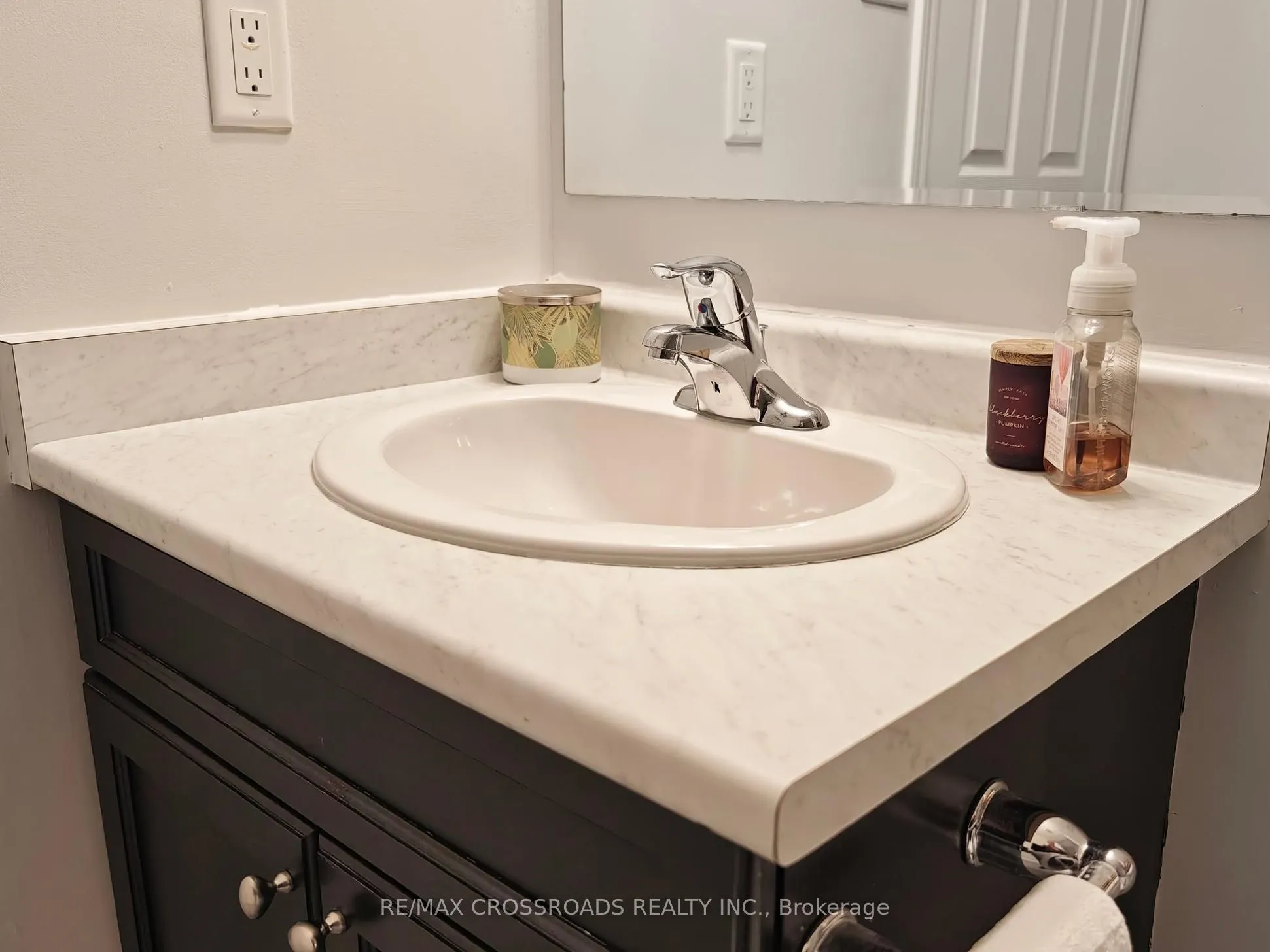 6020 DERRY Road #68