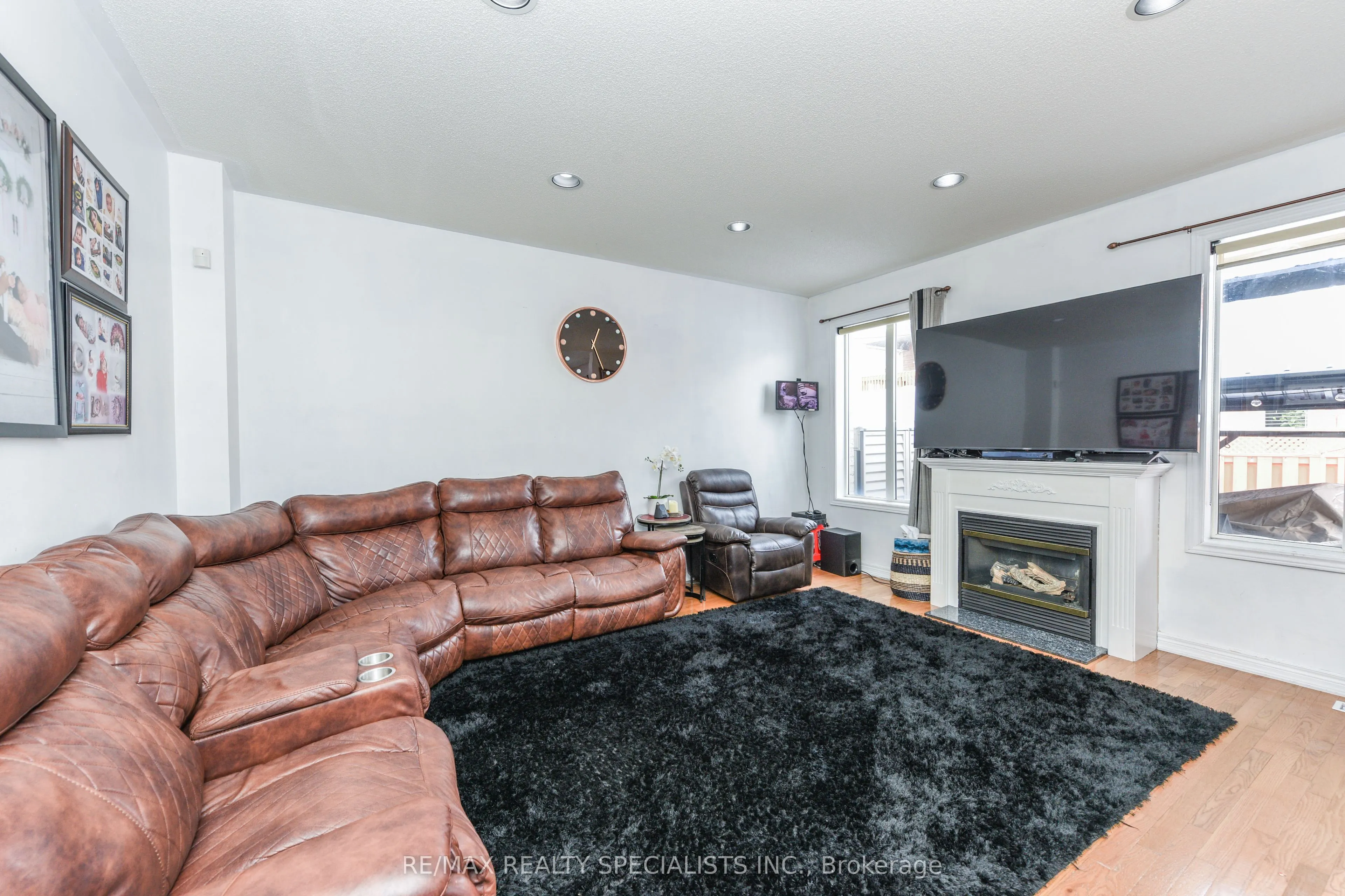 41 Madronna Gardens