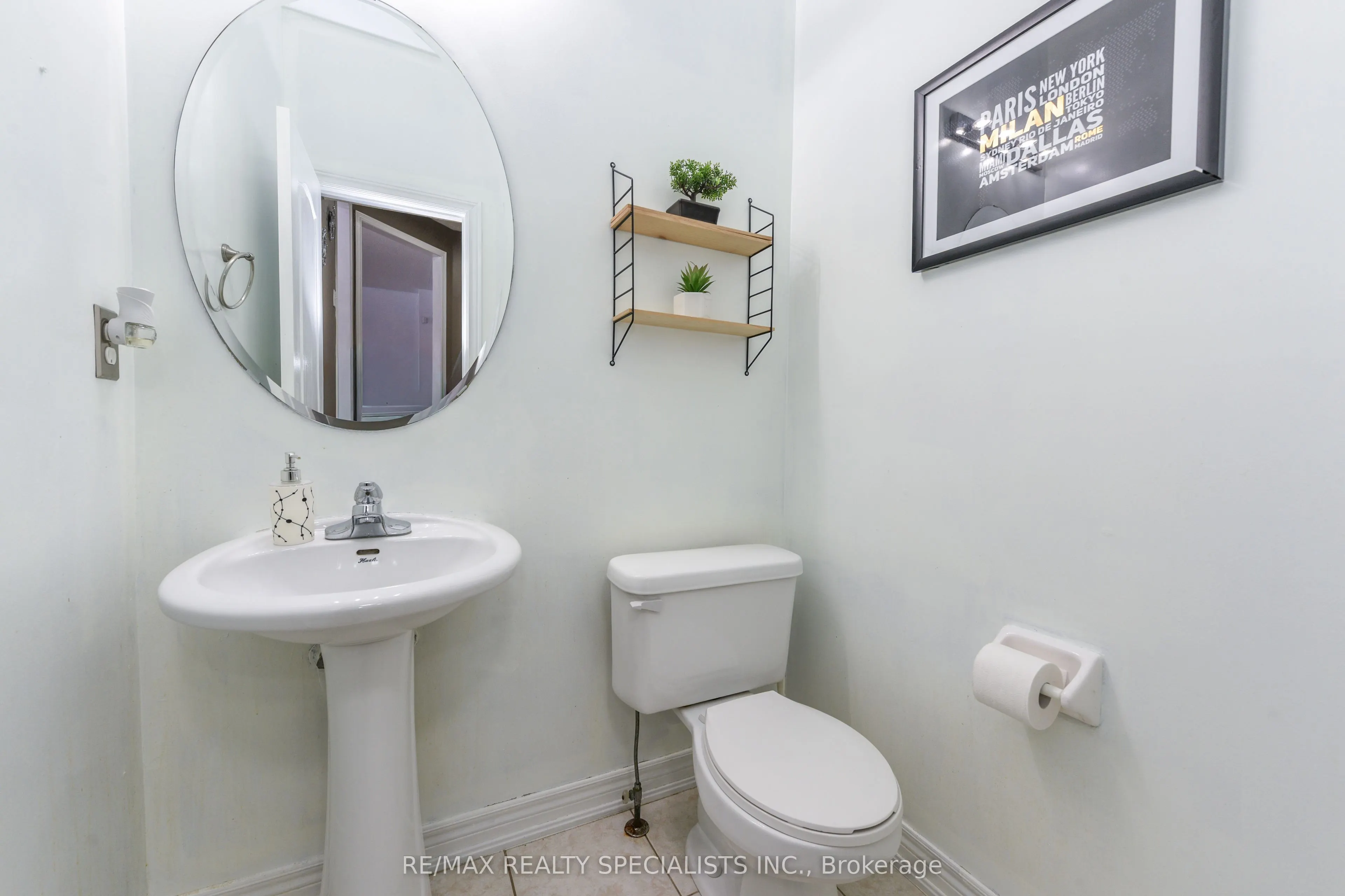 41 Madronna Gardens