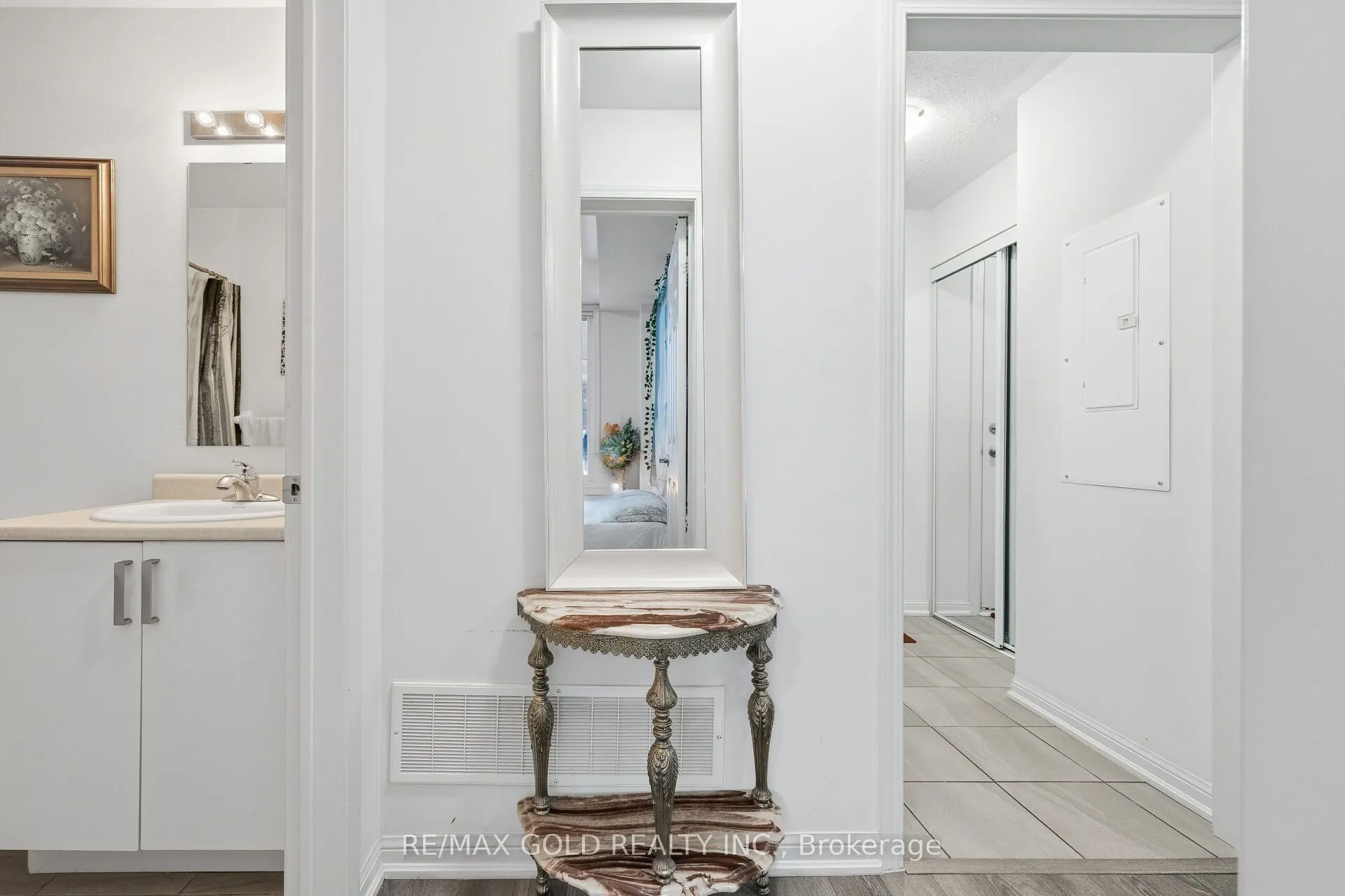 1 Beckenrose Court #144