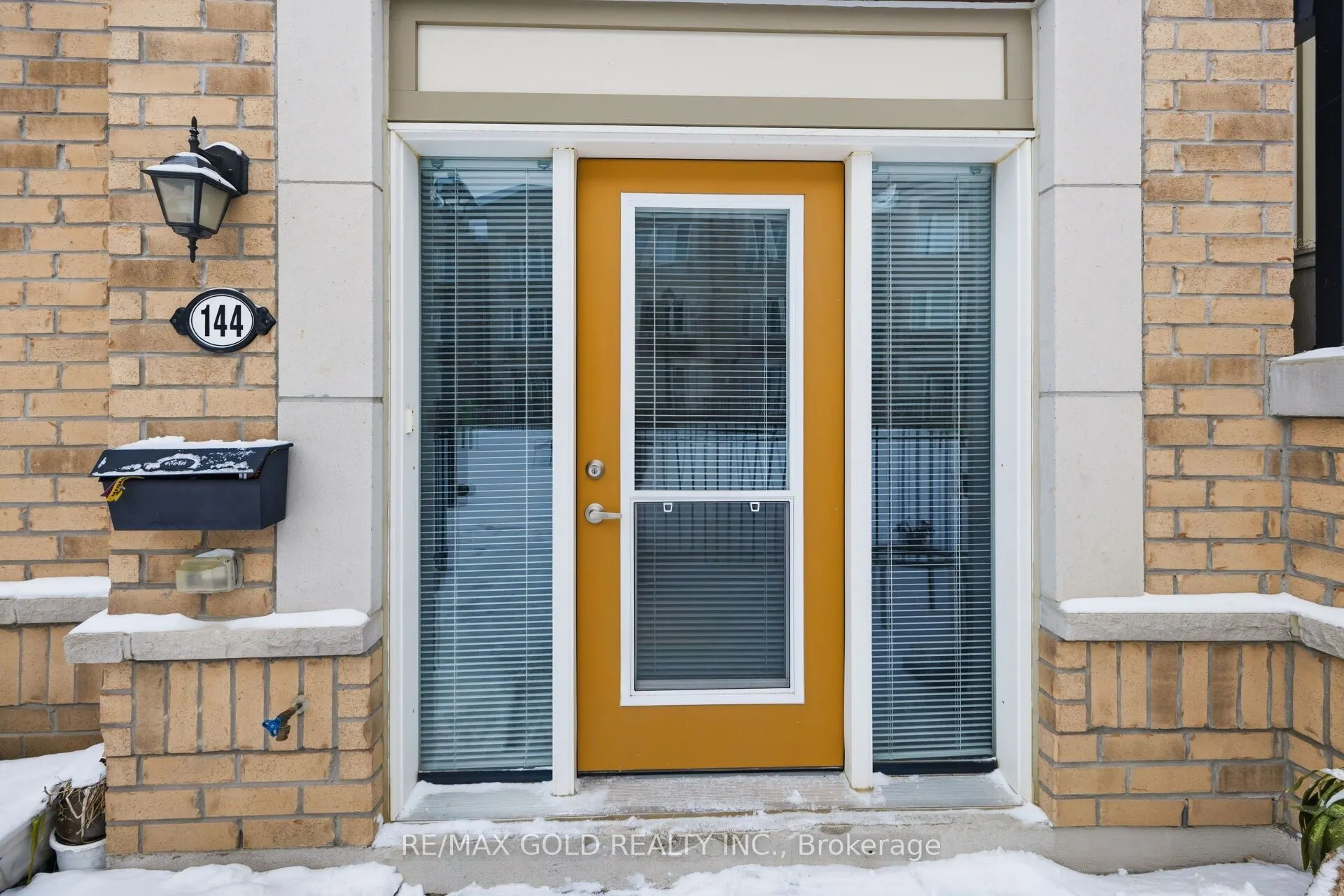 1 Beckenrose Court #144