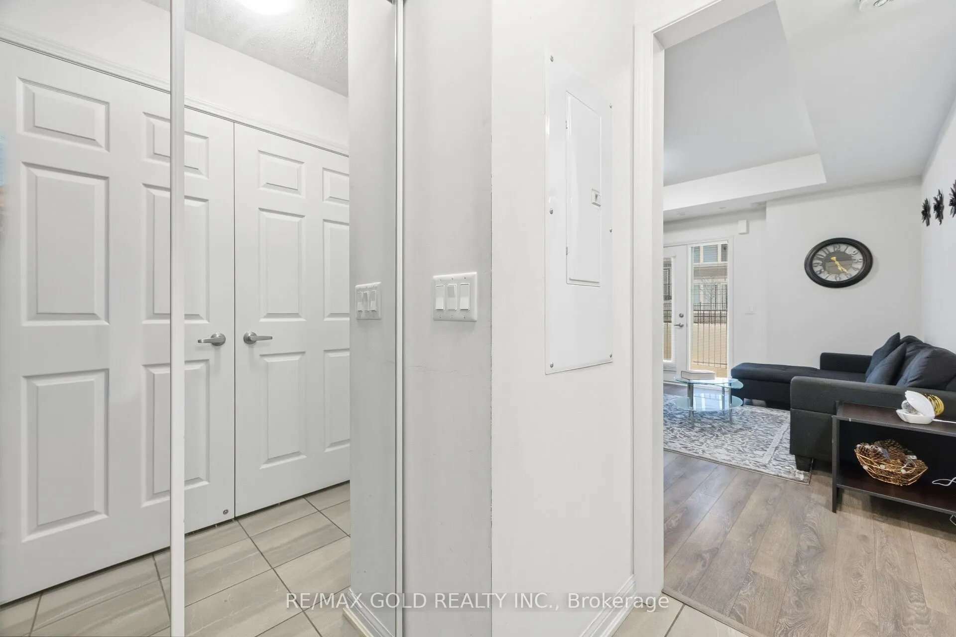 1 Beckenrose Court #144
