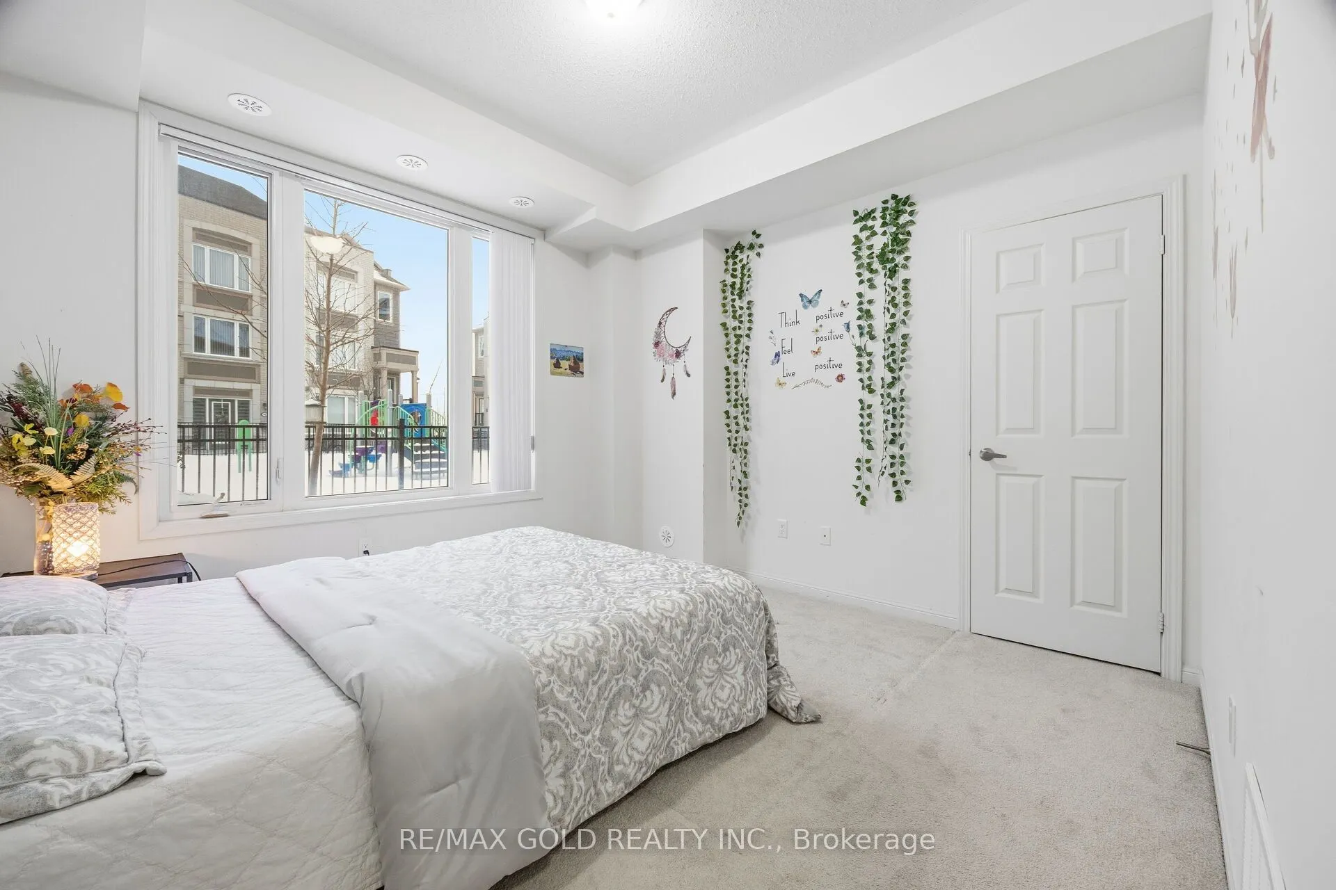 1 Beckenrose Court #144